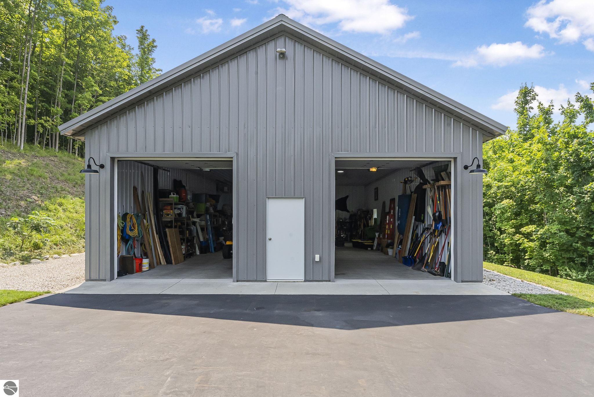 6238 E Gallivan Road, Cedar