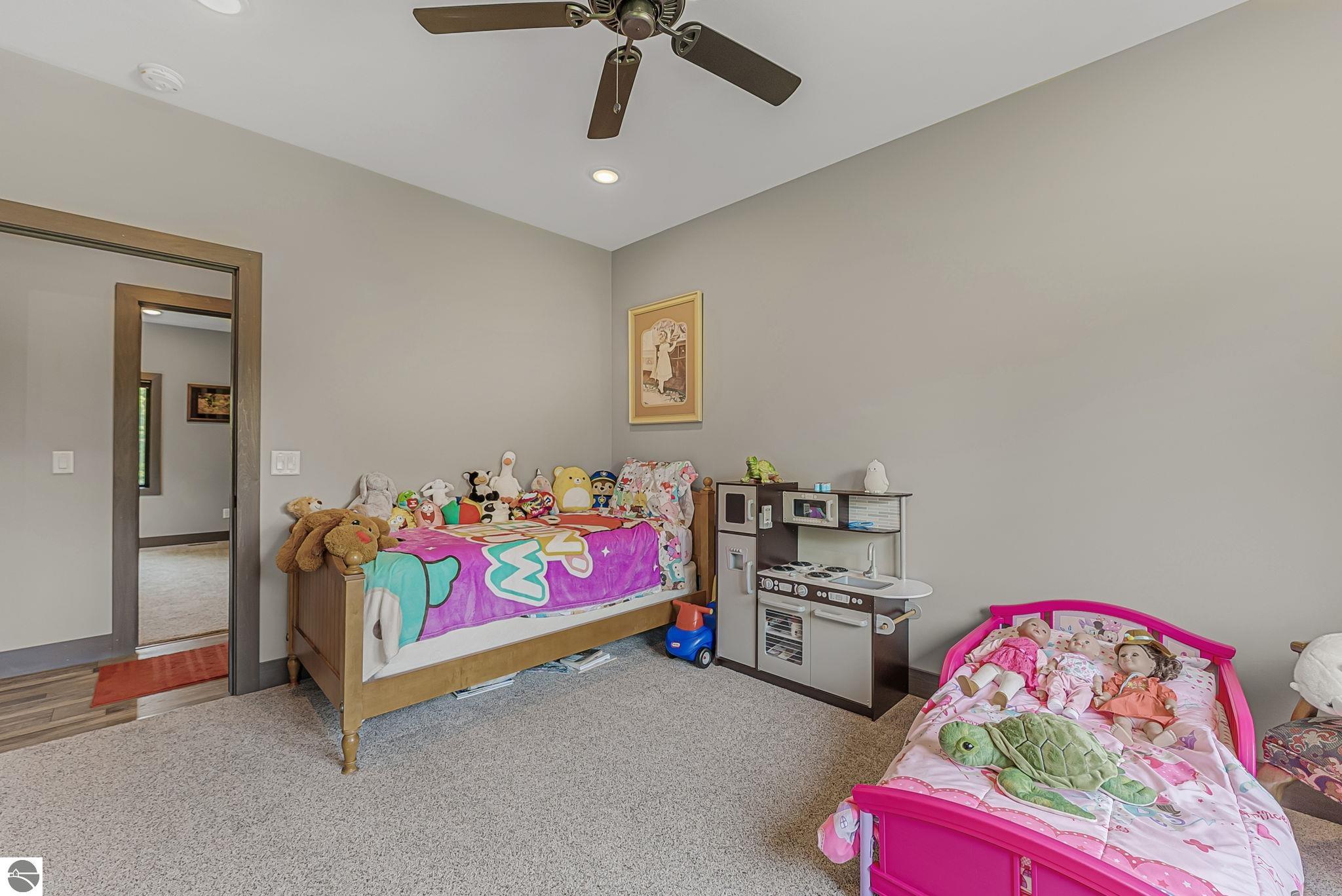 6238 E Gallivan Road, Cedar