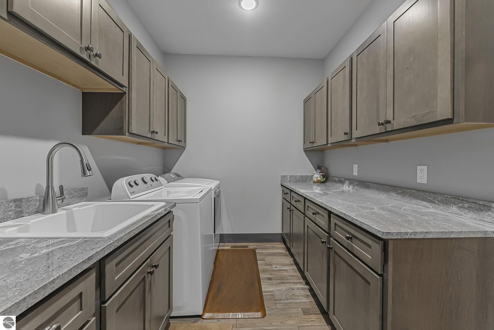6238 E Gallivan Road, Cedar
