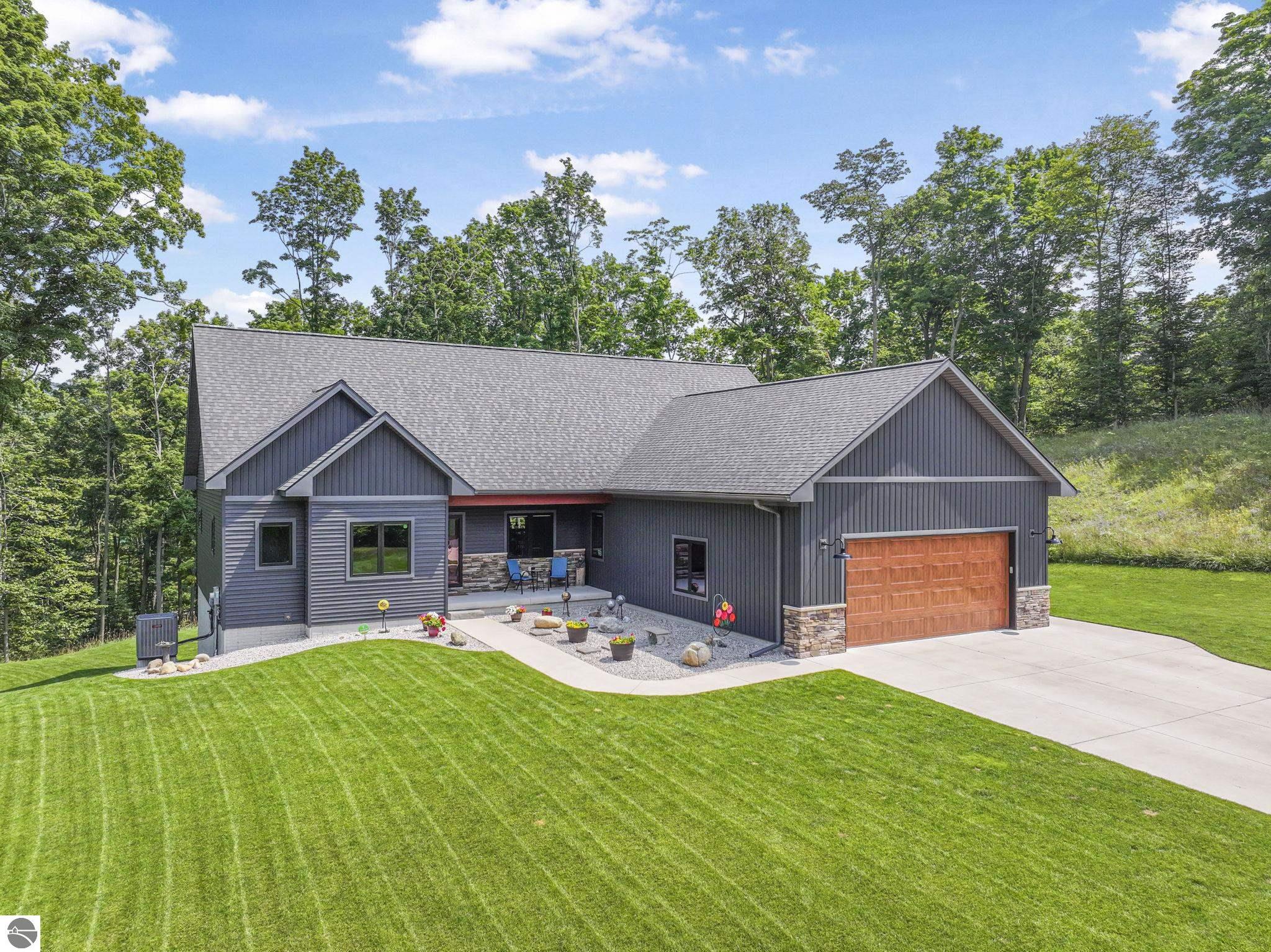 6238 E Gallivan Road, Cedar