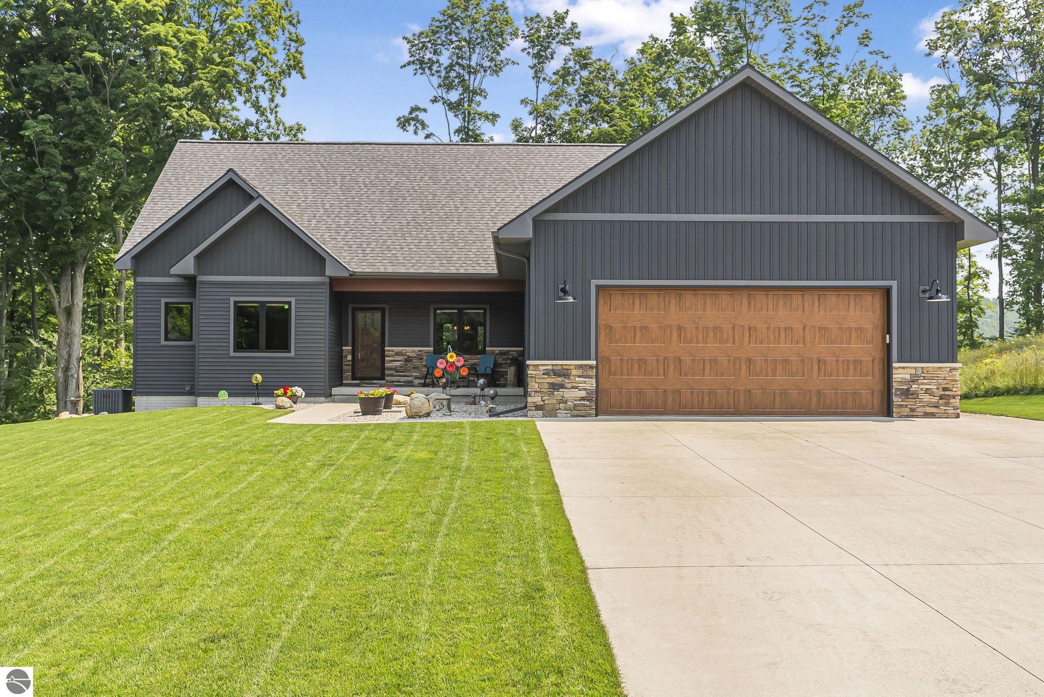 6238 E Gallivan Road, Cedar