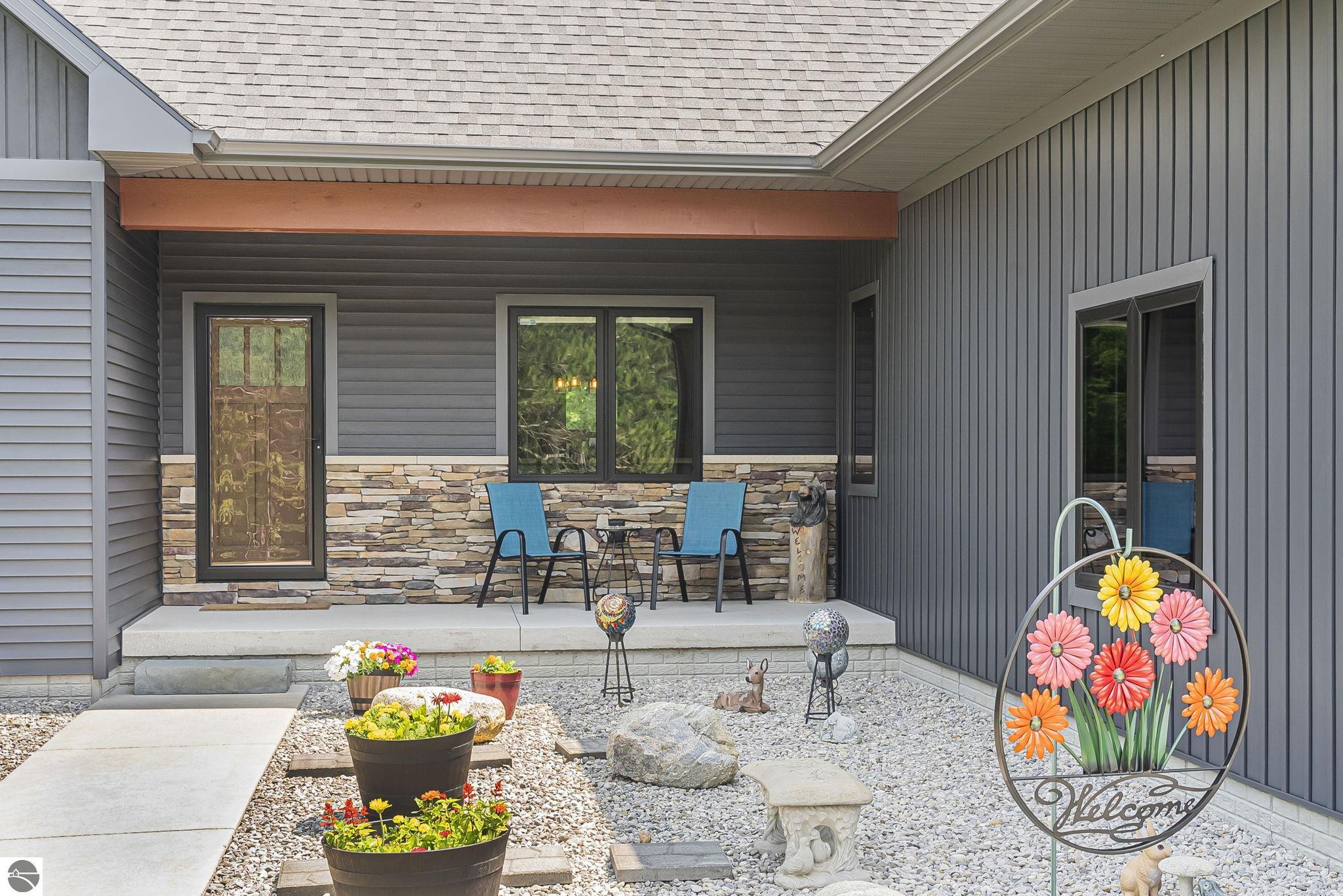 6238 E Gallivan Road, Cedar