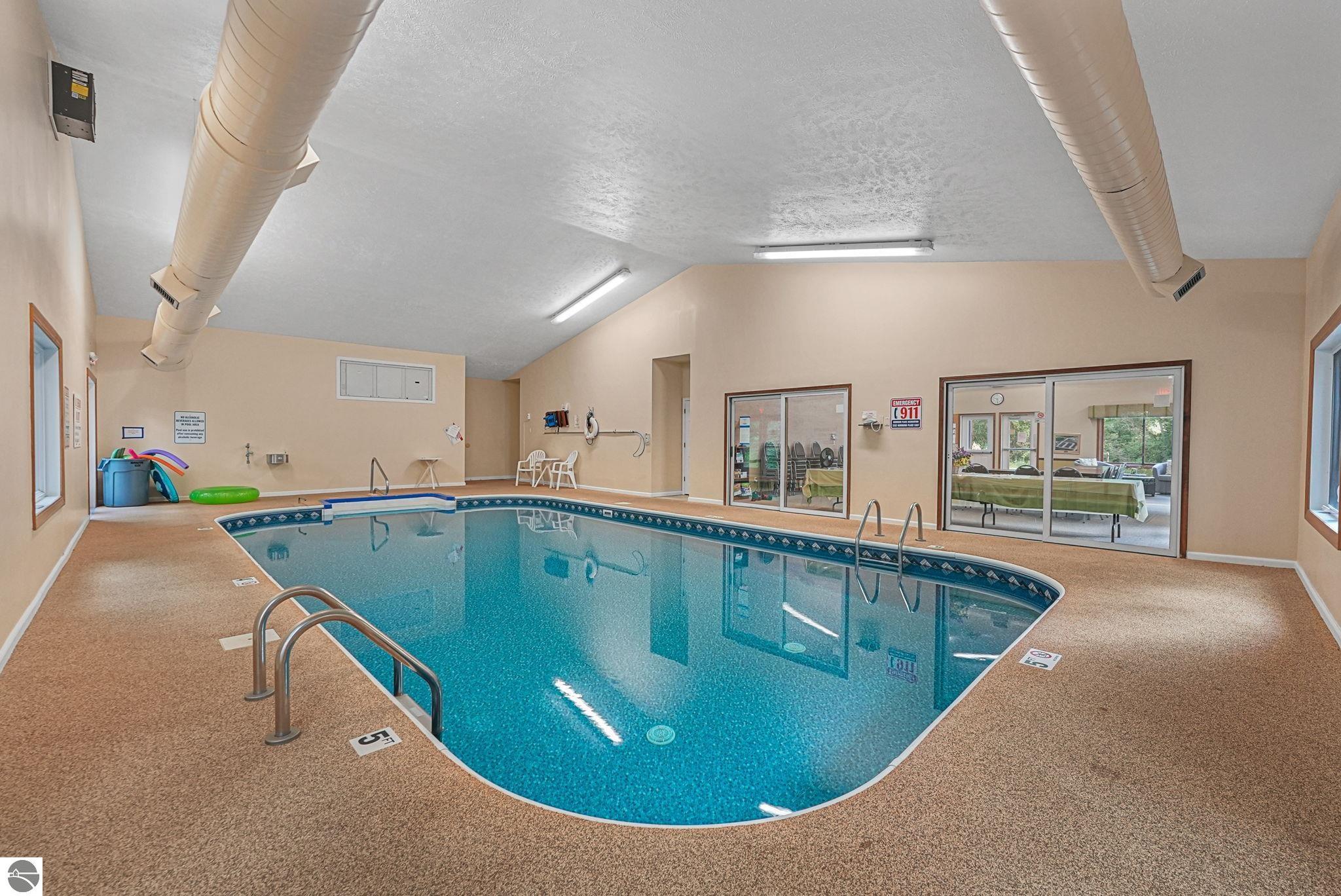 2122 Hammond Place E