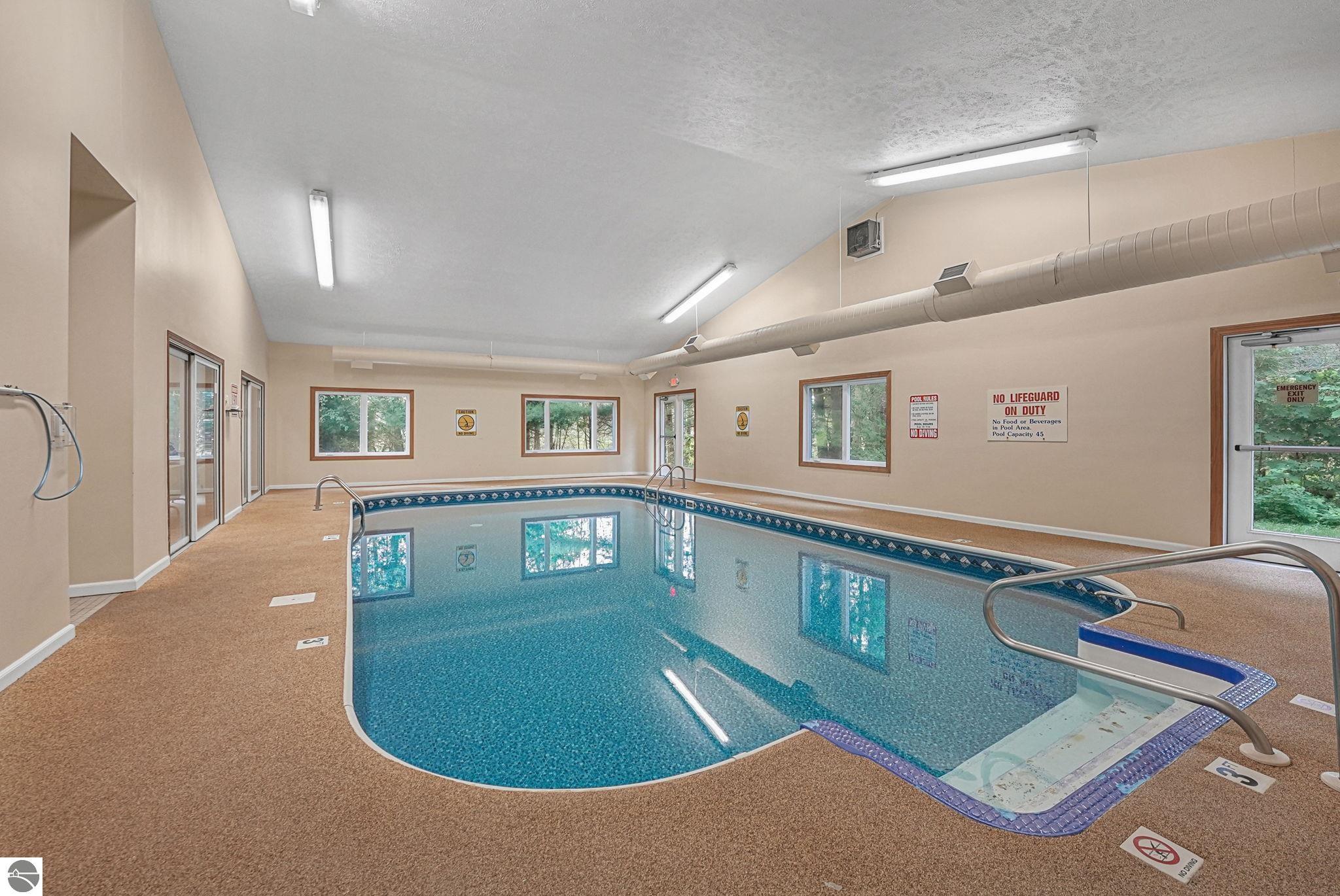 2122 Hammond Place E