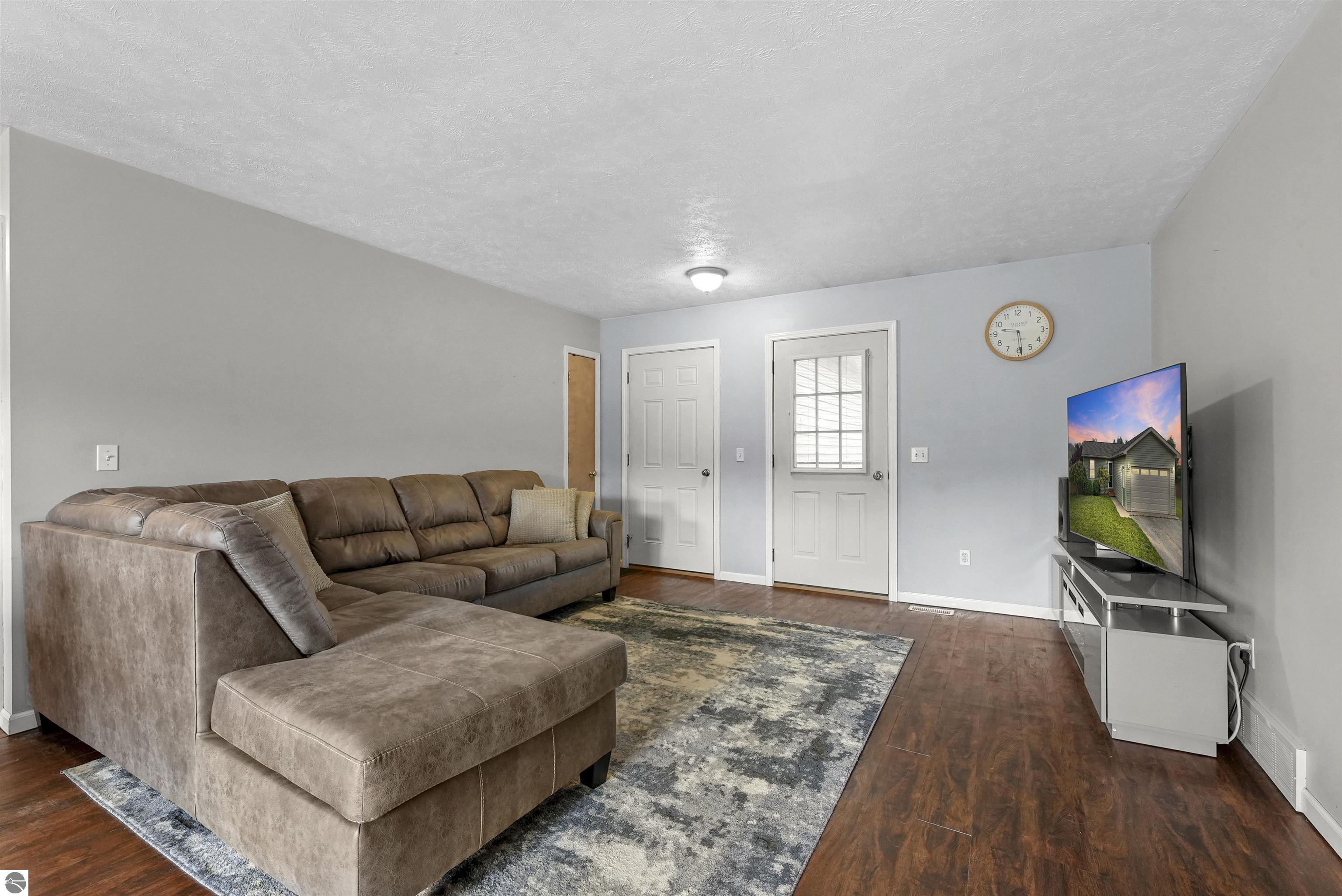 9041 Kingsfield Drive