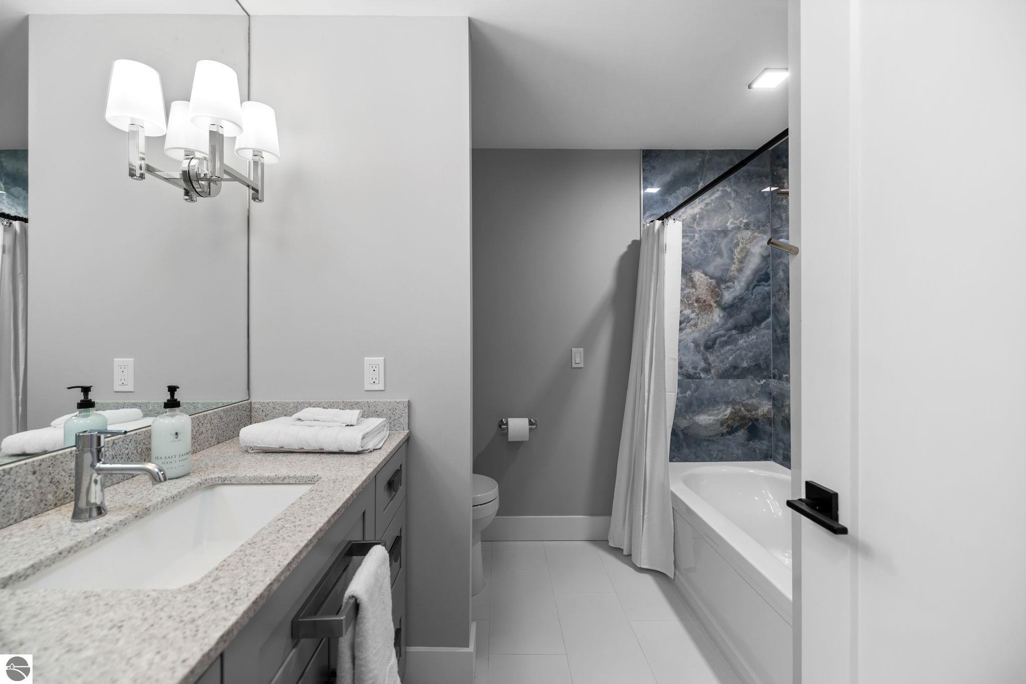 521 S Lake Shore Drive