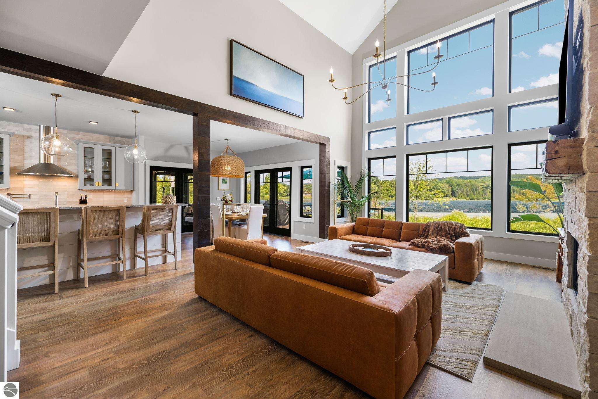 521 S Lake Shore Drive