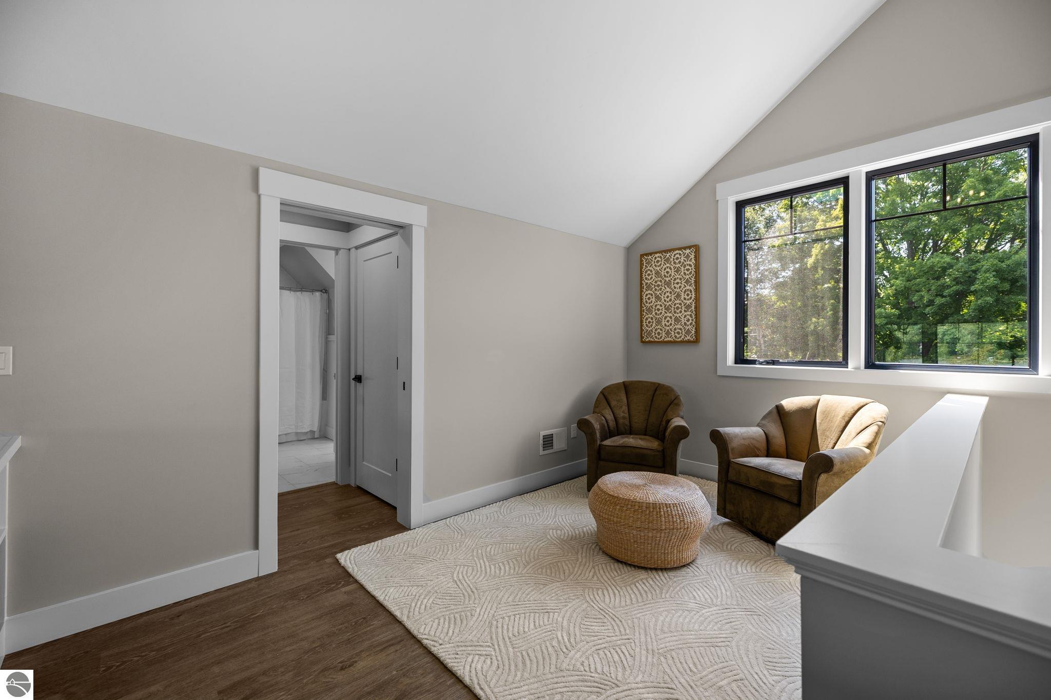 521 S Lake Shore Drive