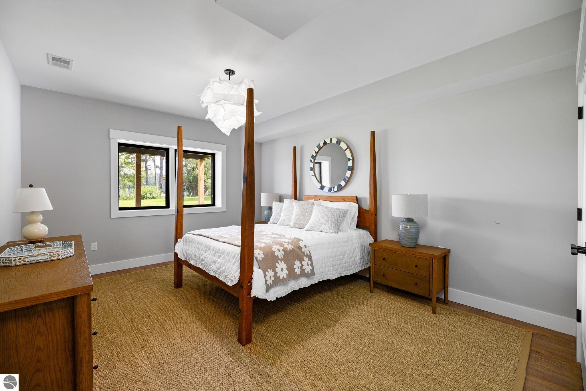 521 S Lake Shore Drive