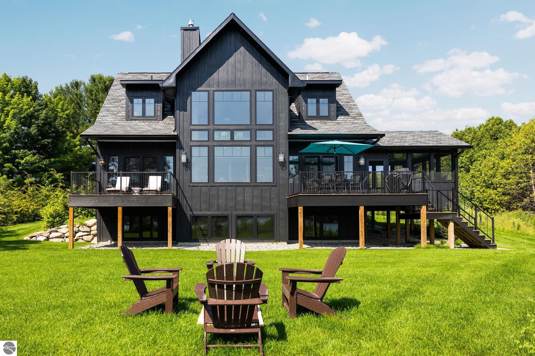 521 S Lake Shore Drive
