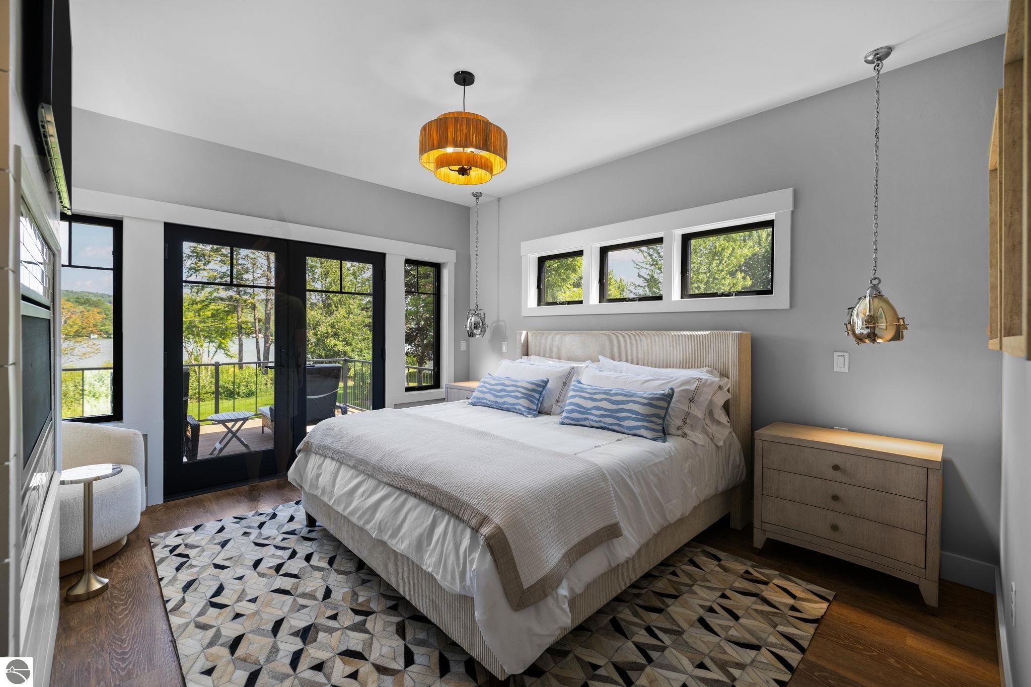 521 S Lake Shore Drive