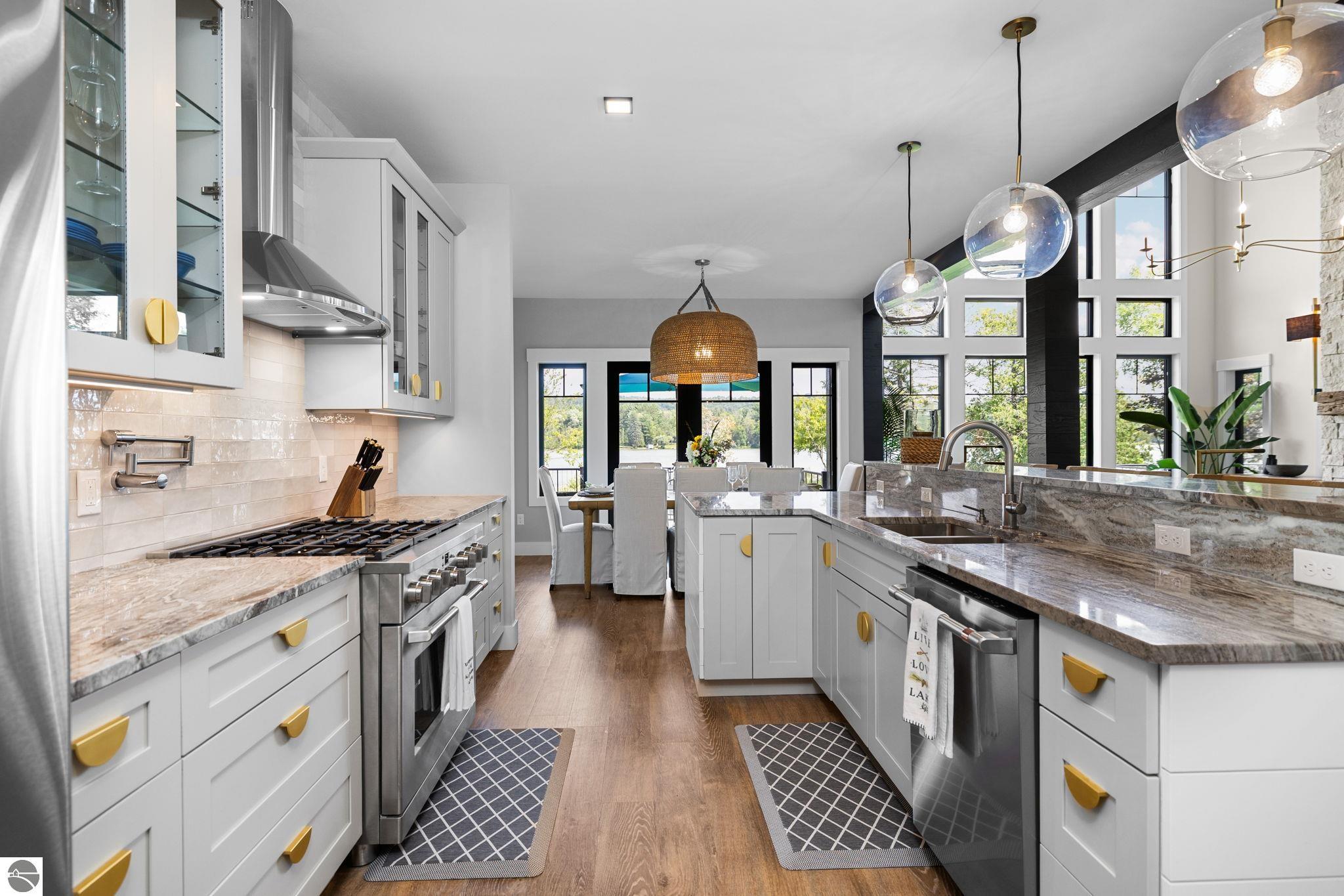 521 S Lake Shore Drive