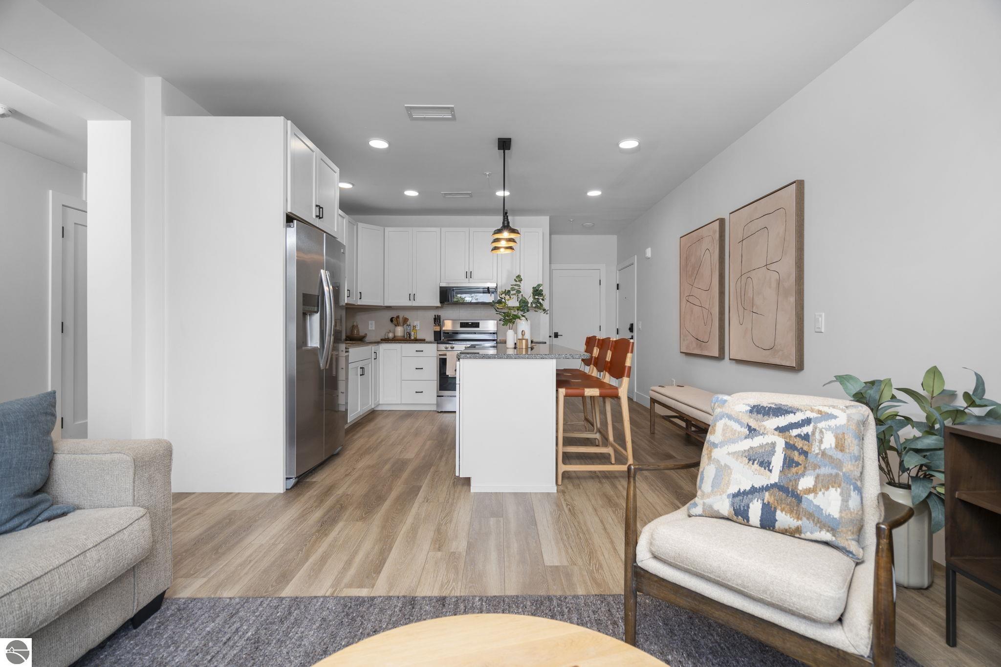 714 #206 Randolph Street # 206
