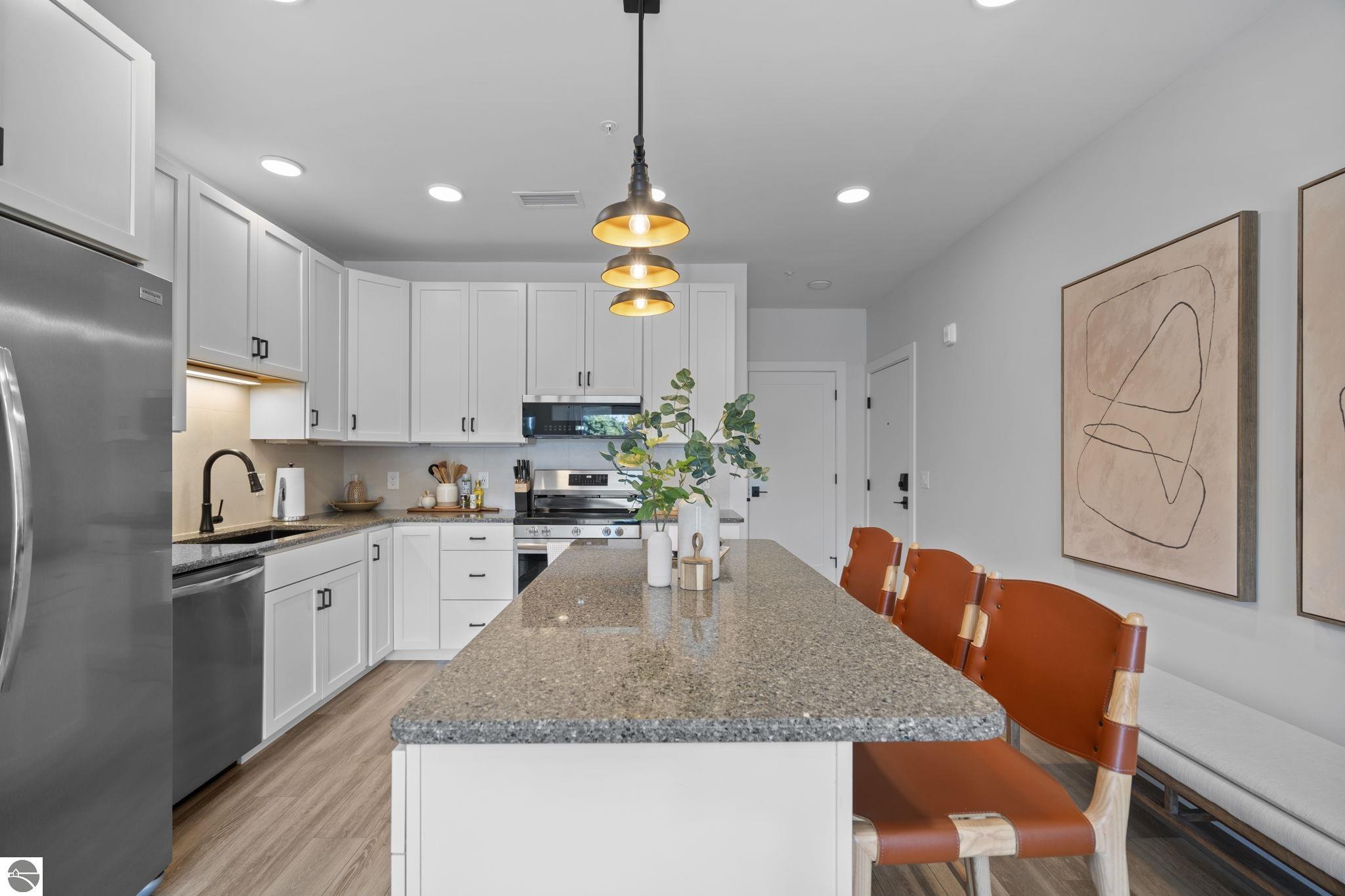 714 #206 Randolph Street # 206