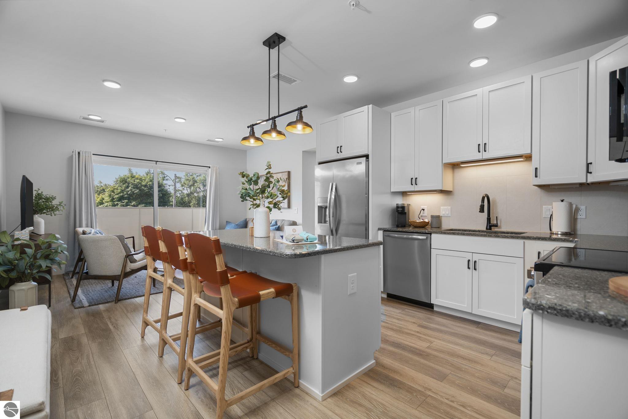 714 #206 Randolph Street # 206