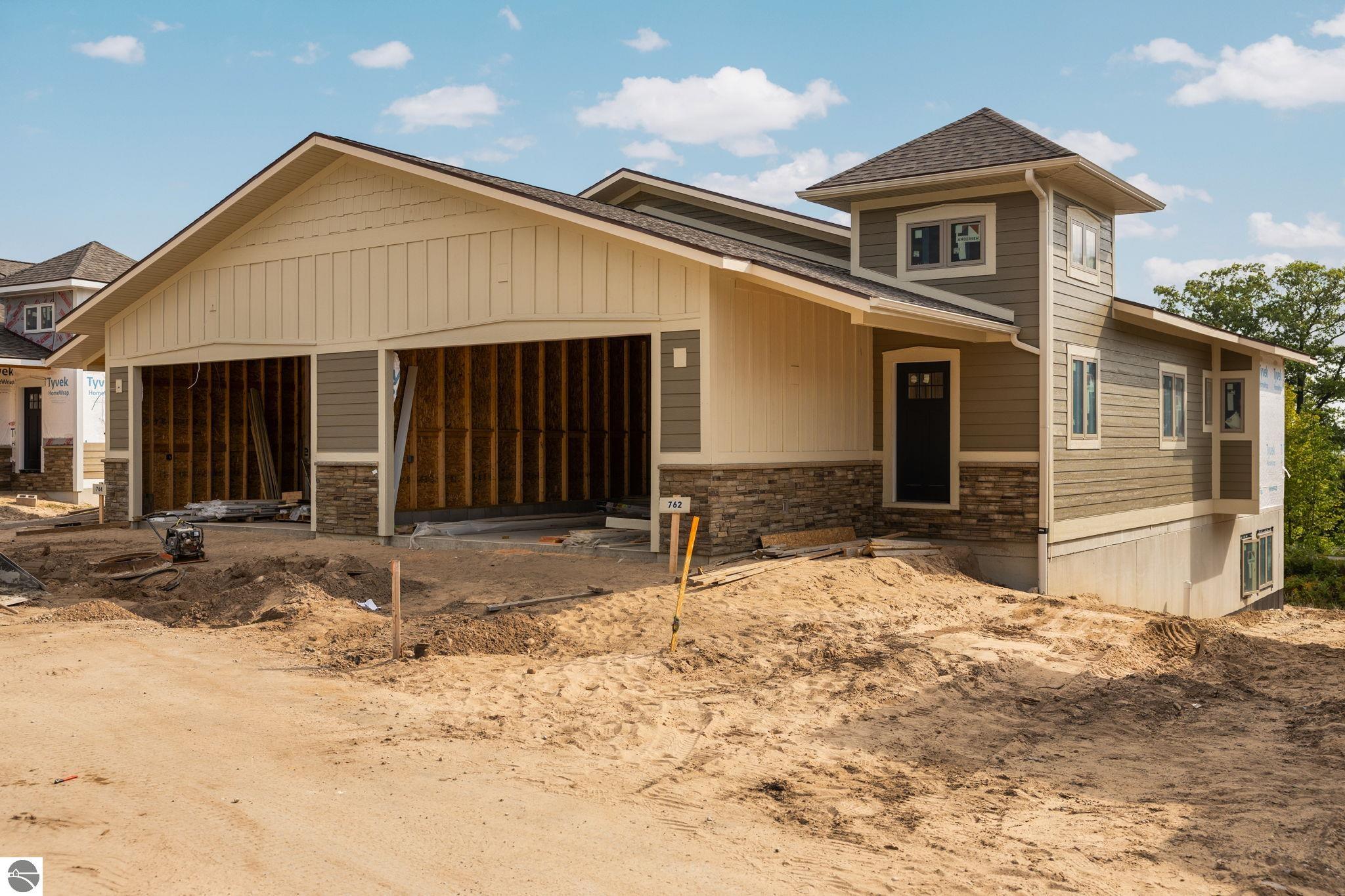 762 N Waypoint Circle