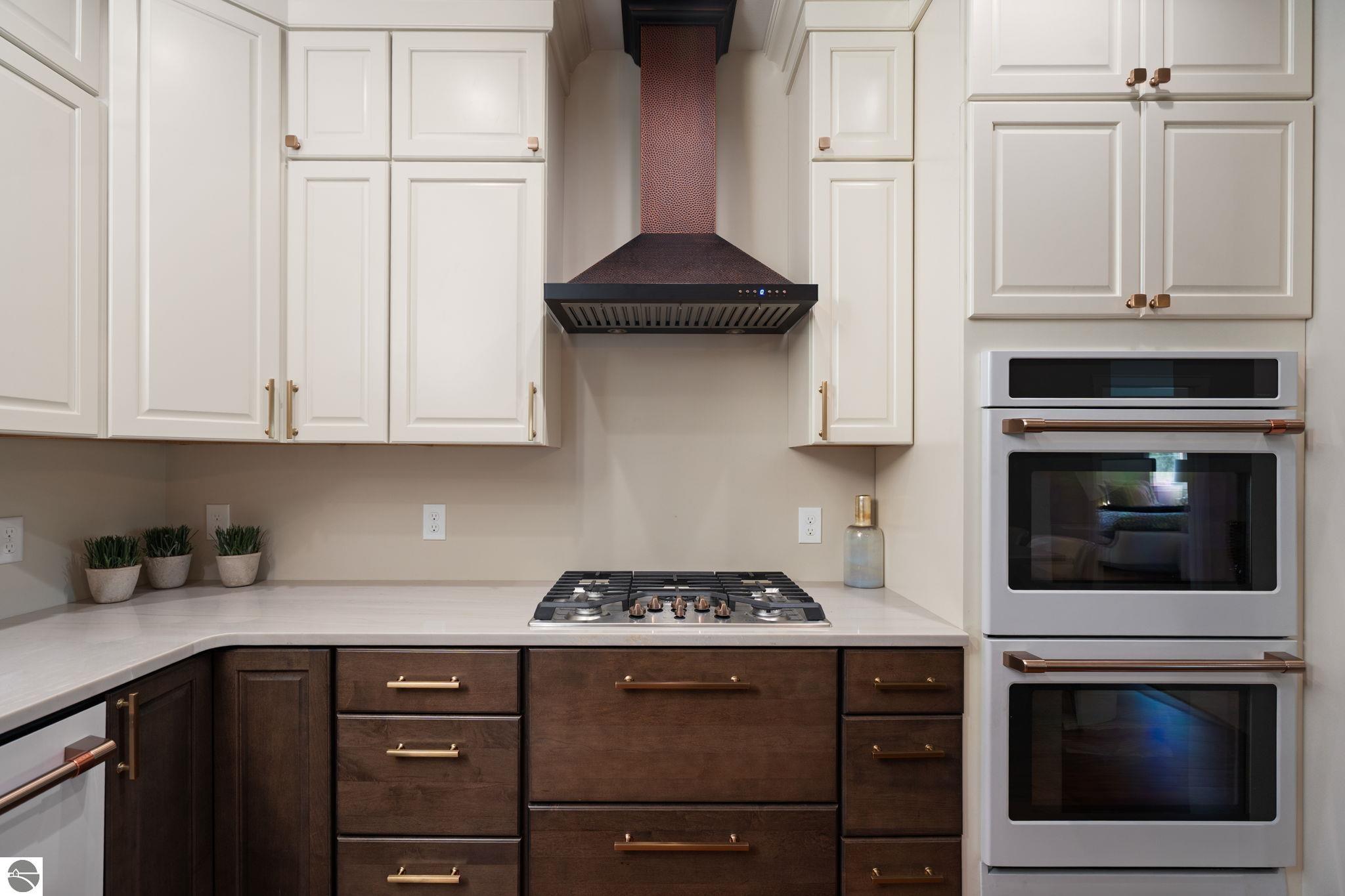 762 N Waypoint Circle