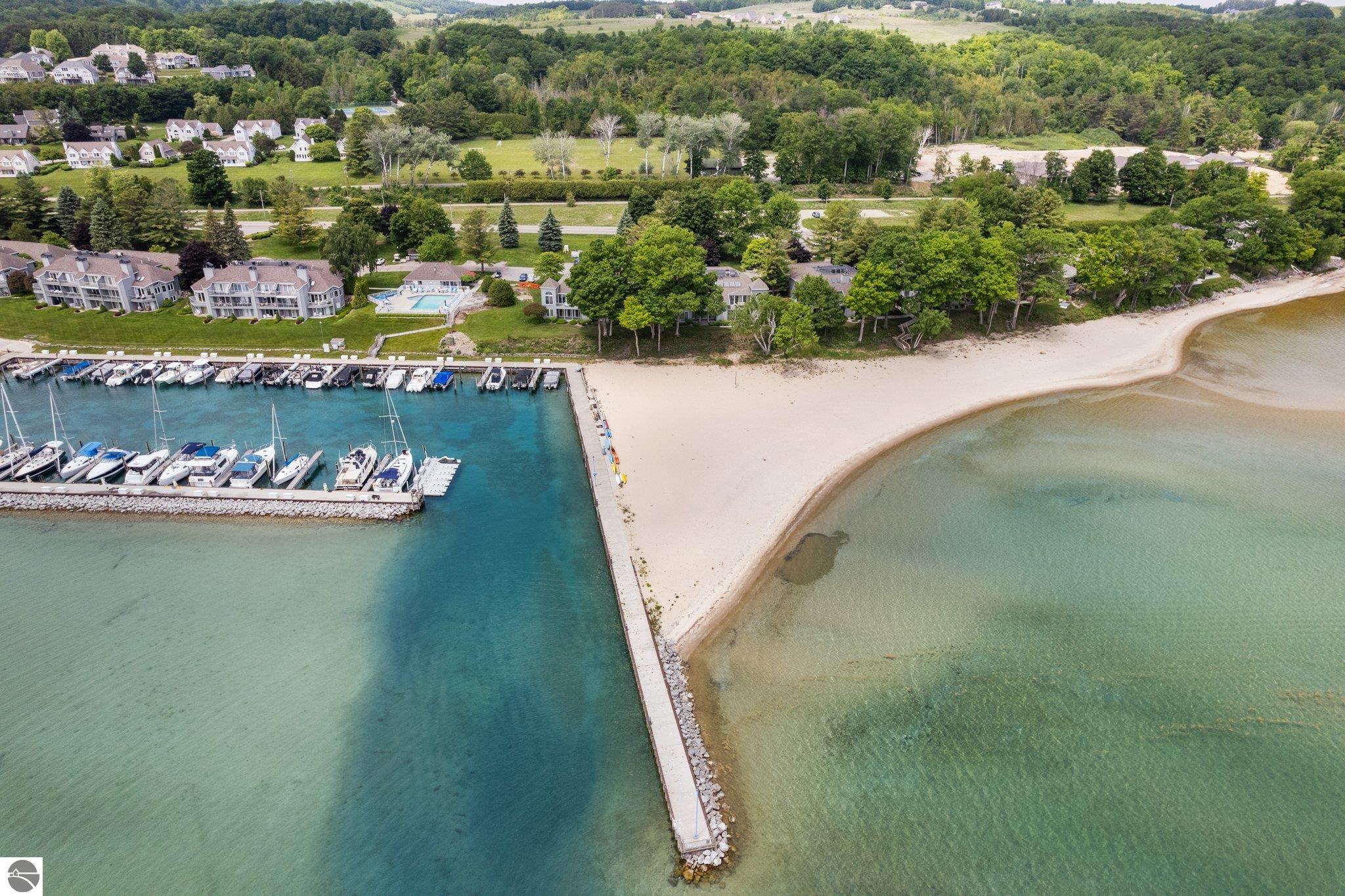 762 N Waypoint Circle