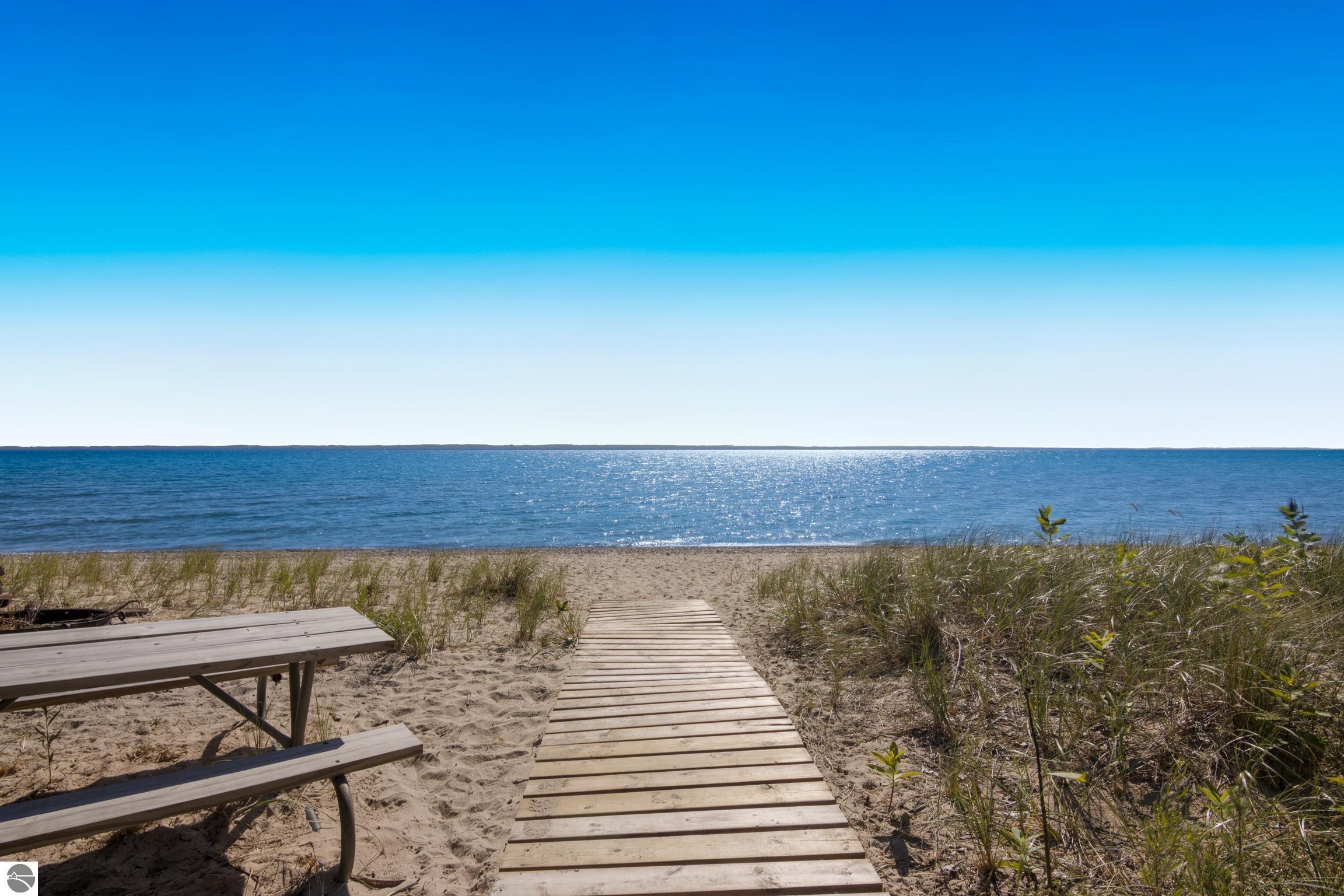 13613 Forest Beach Shores