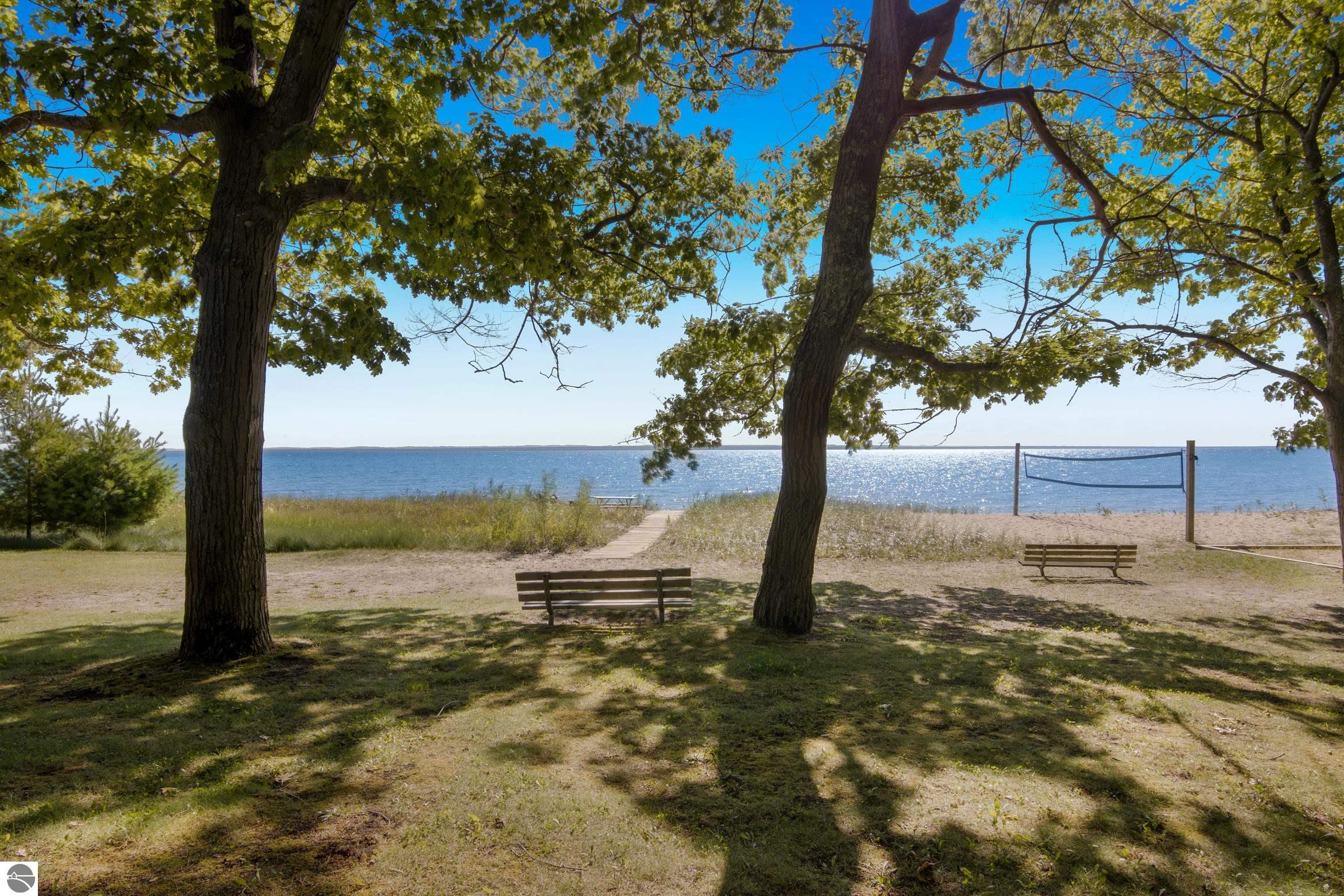 13613 Forest Beach Shores