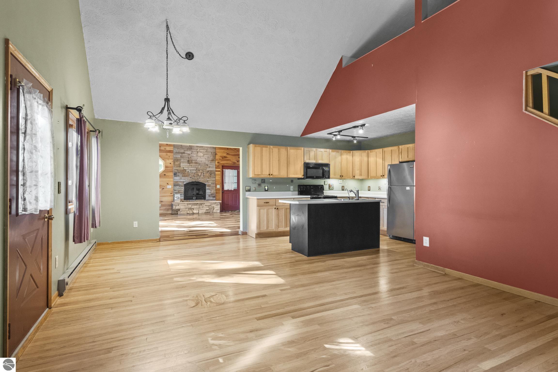 13613 Forest Beach Shores