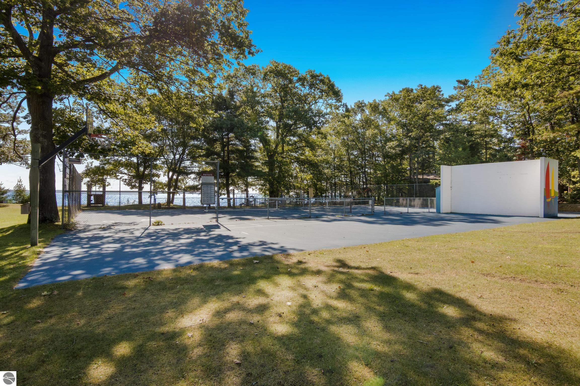 13613 Forest Beach Shores