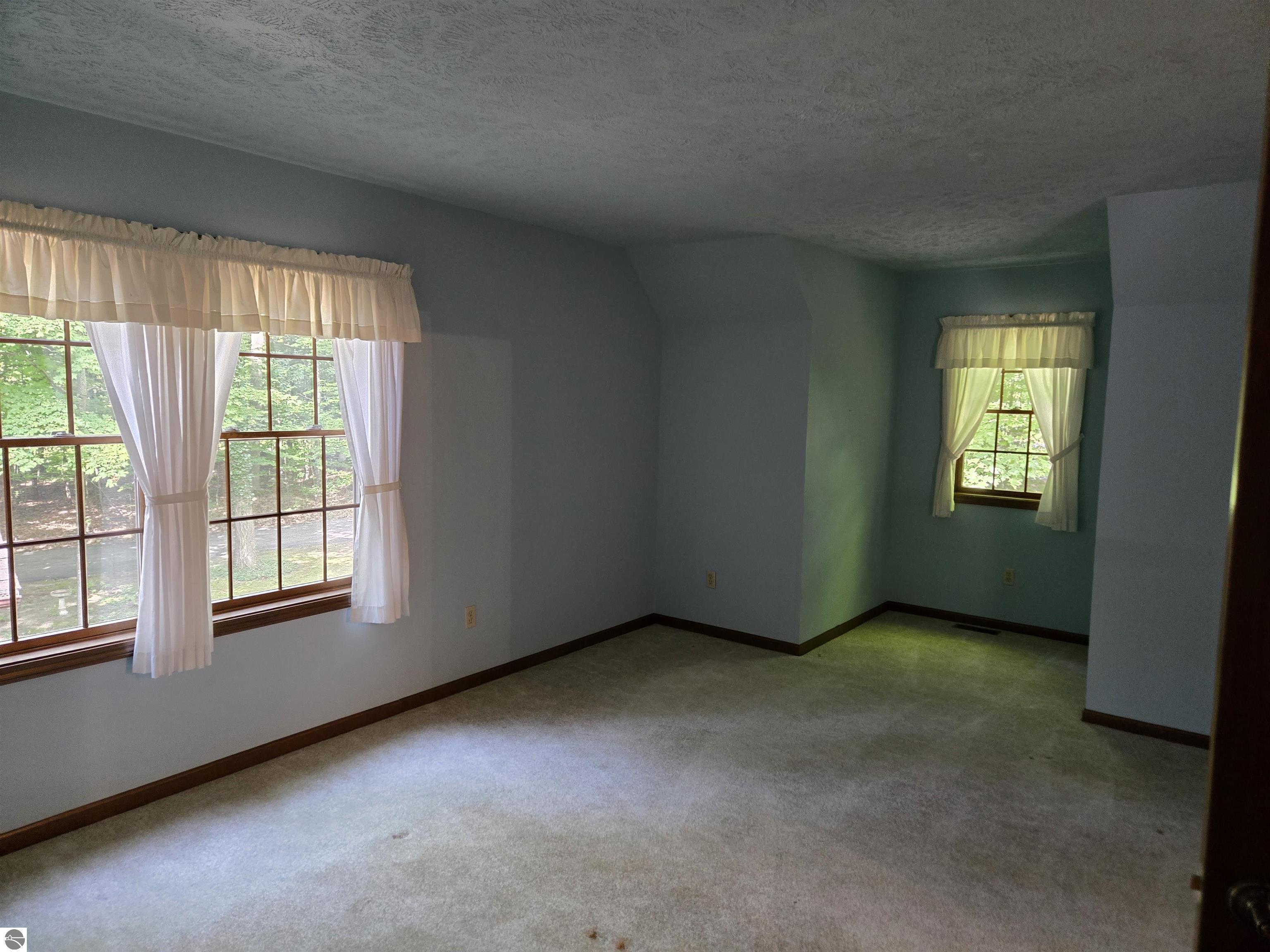 6285 S Westwood Pkwy