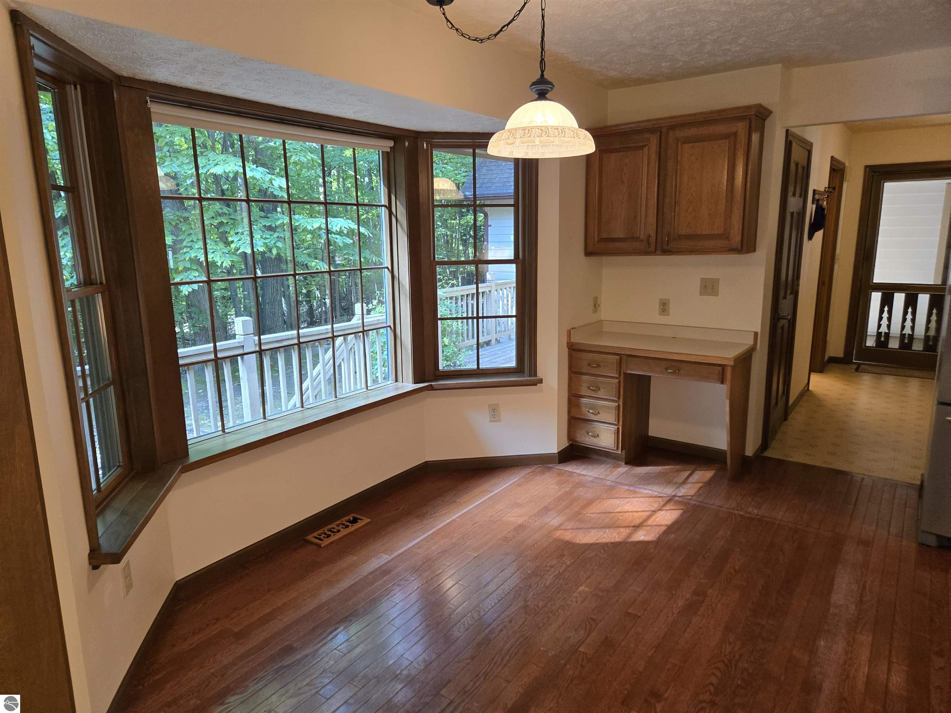 6285 S Westwood Pkwy