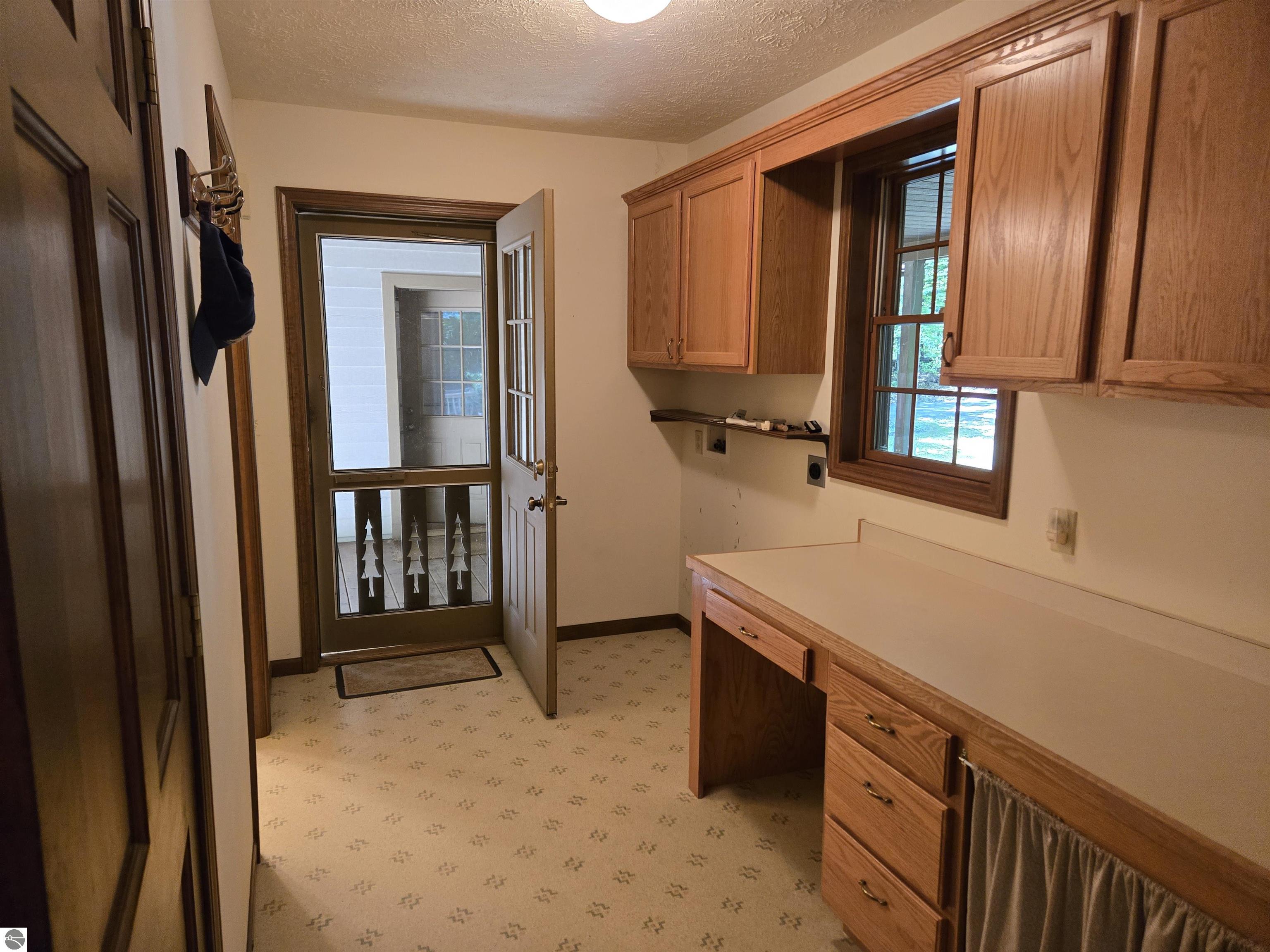 6285 S Westwood Pkwy