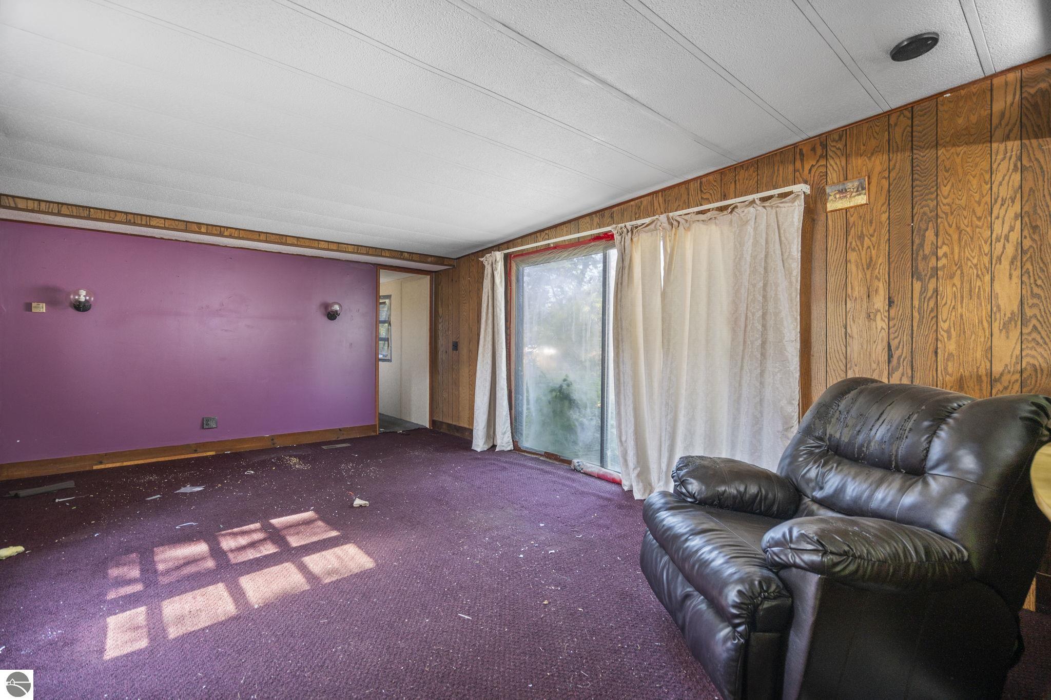 3070 Meadow Wood
