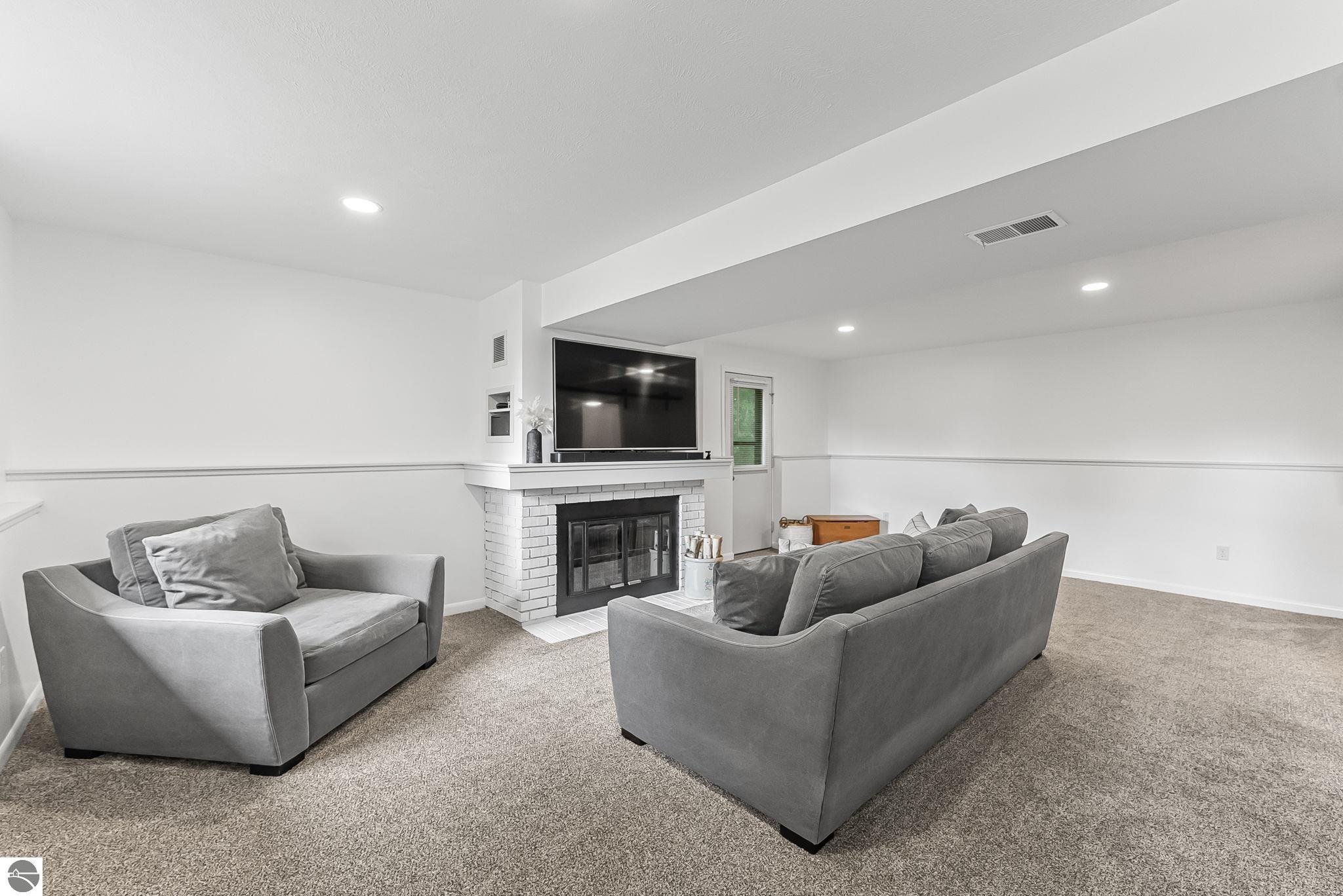 1966 Black Bark Lane, Traverse City