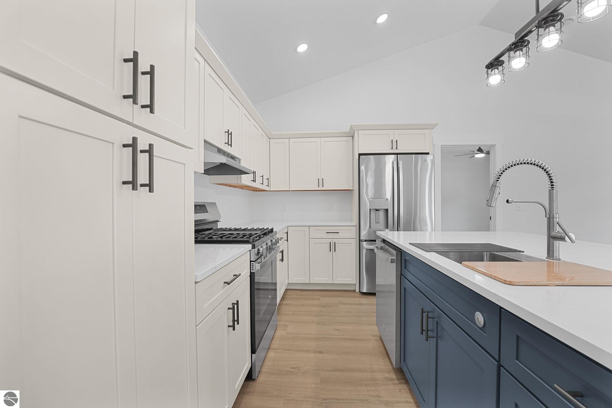 2266 Arbutus Ridge Drive