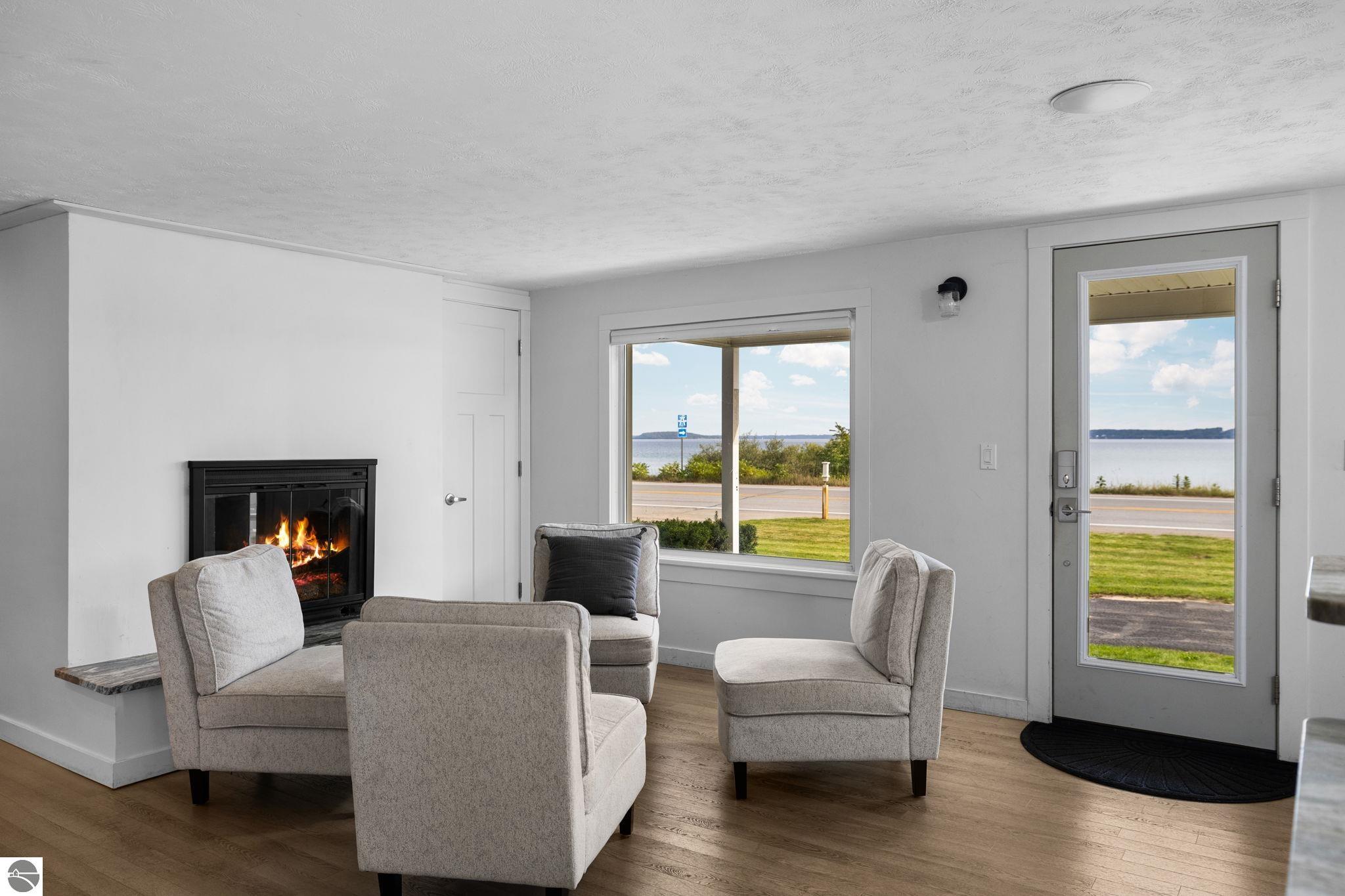 12086 S West Bay Shore Drive