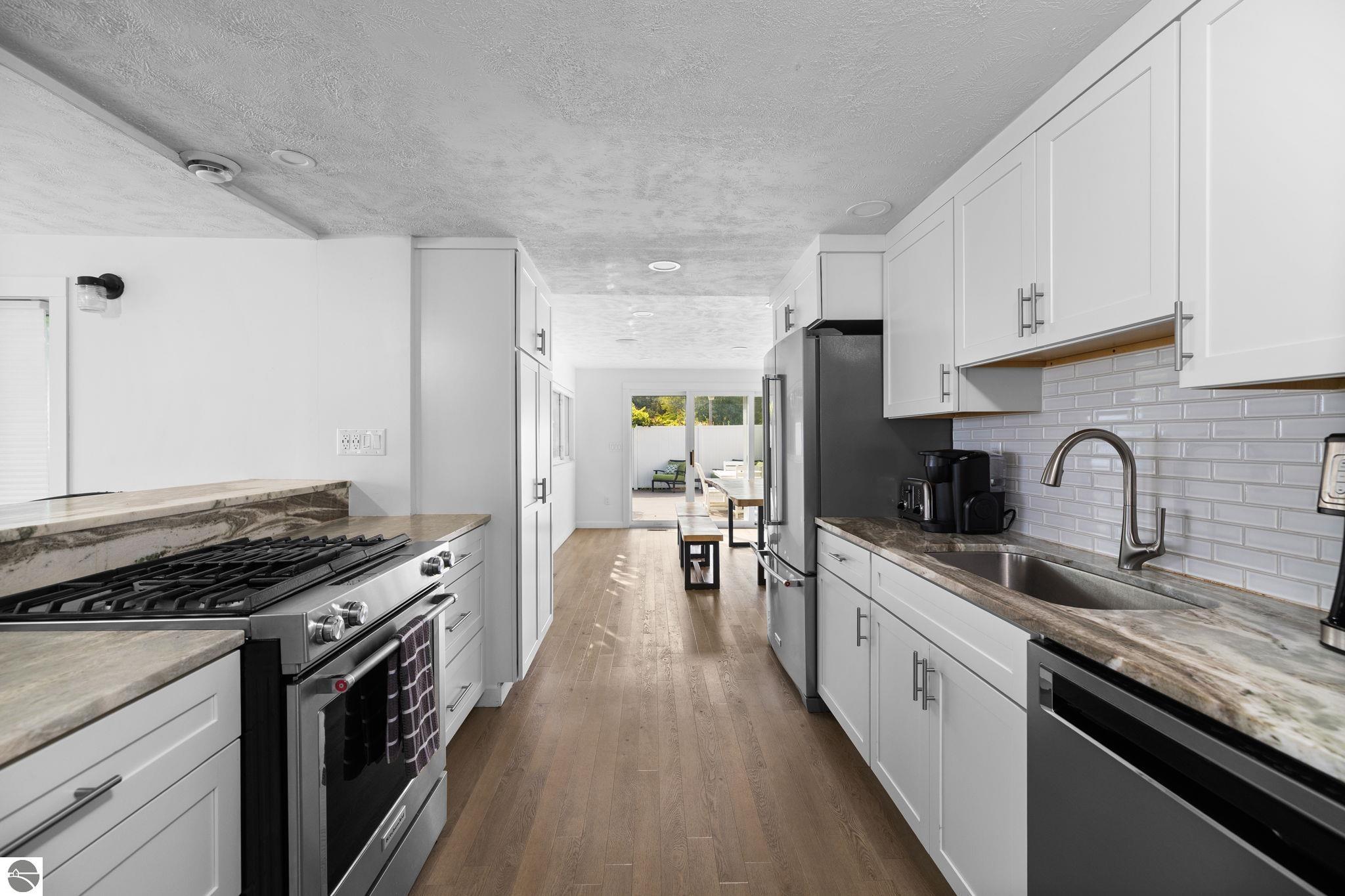 12086 S West Bay Shore Drive