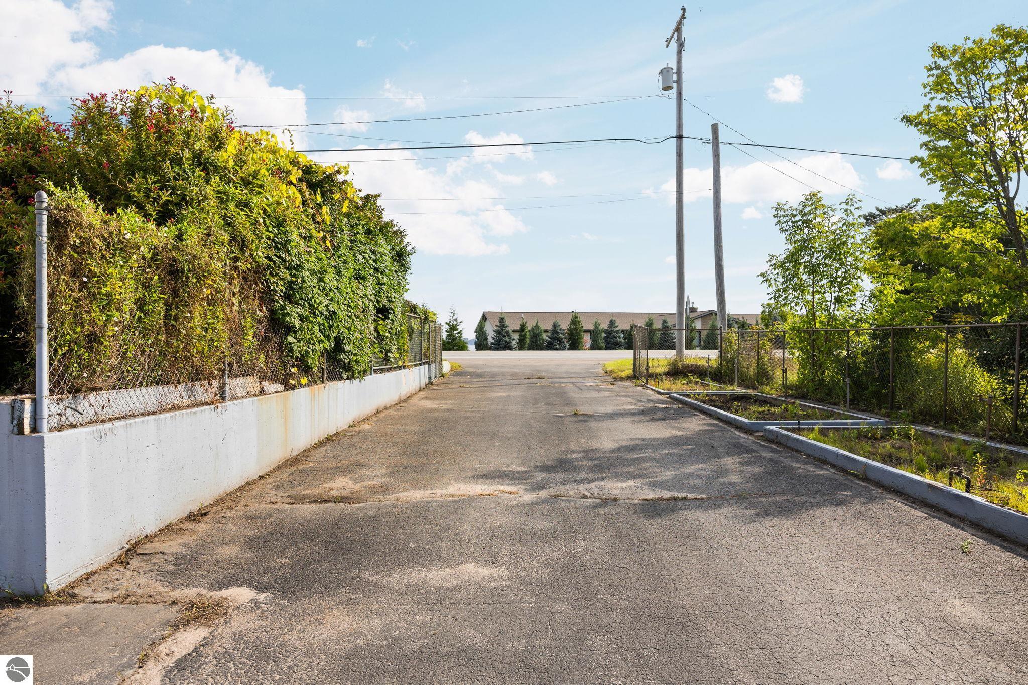 12086 S West Bay Shore Drive