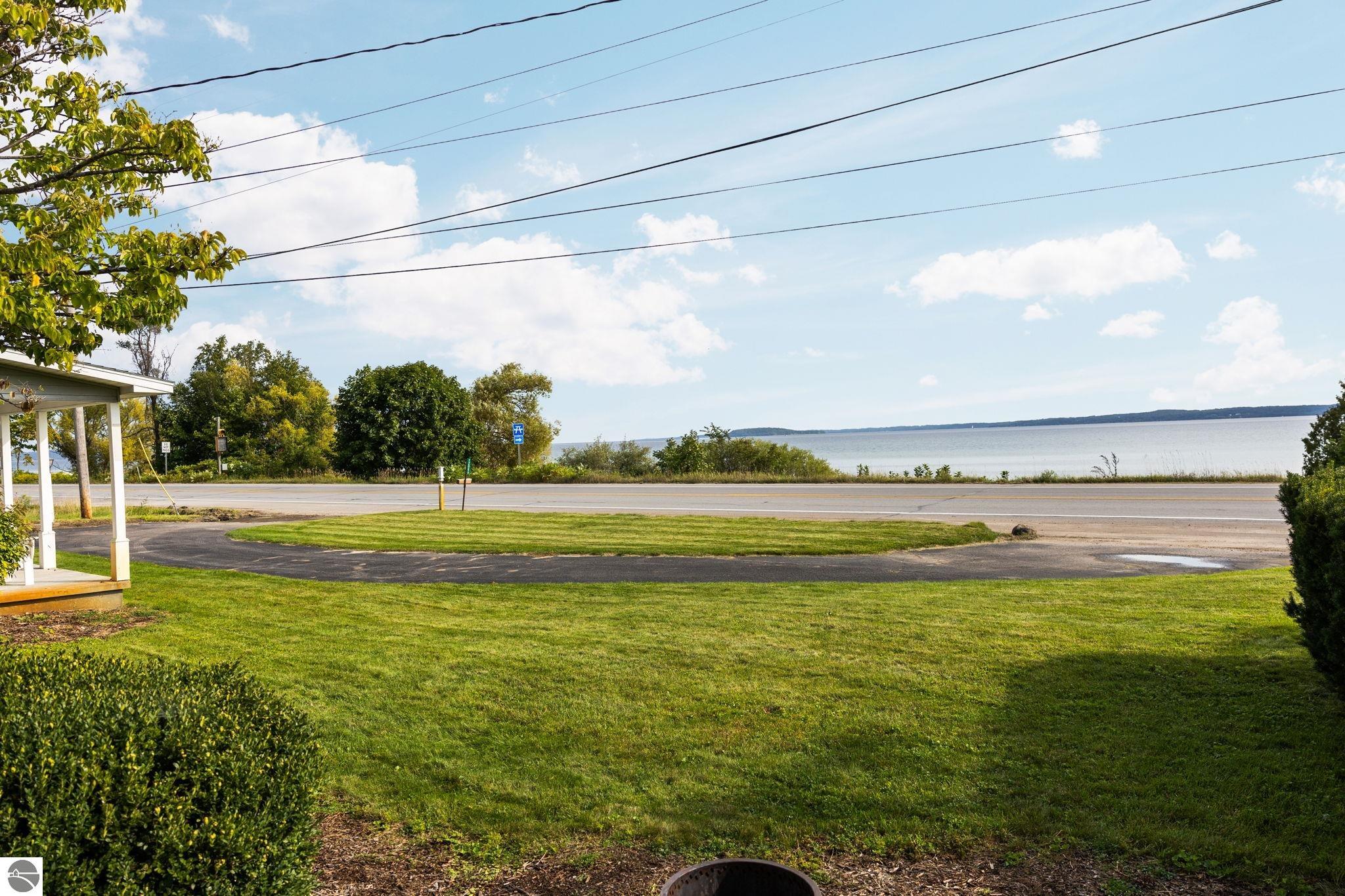 12086 S West Bay Shore Drive