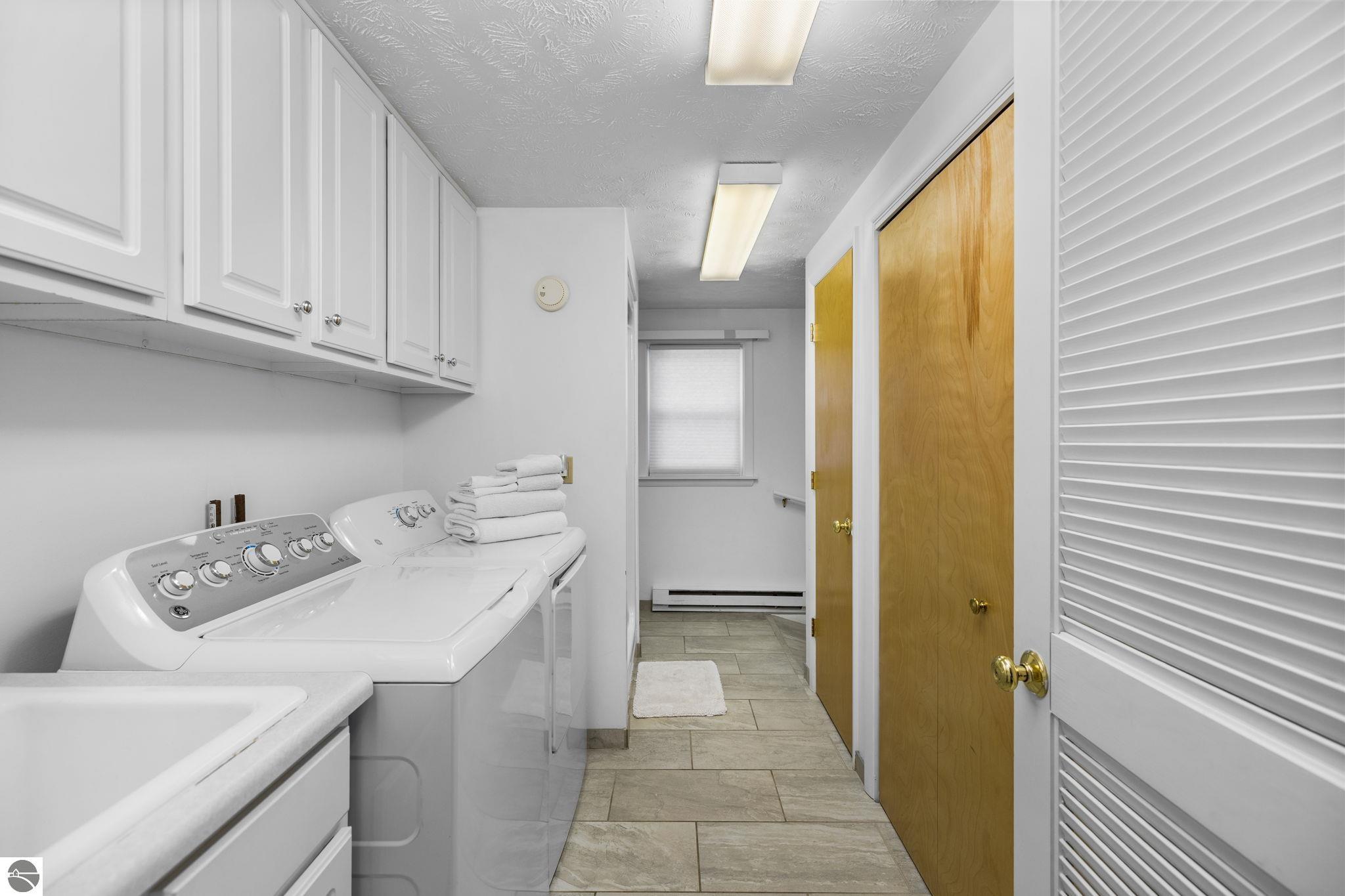 12086 S West Bay Shore Drive