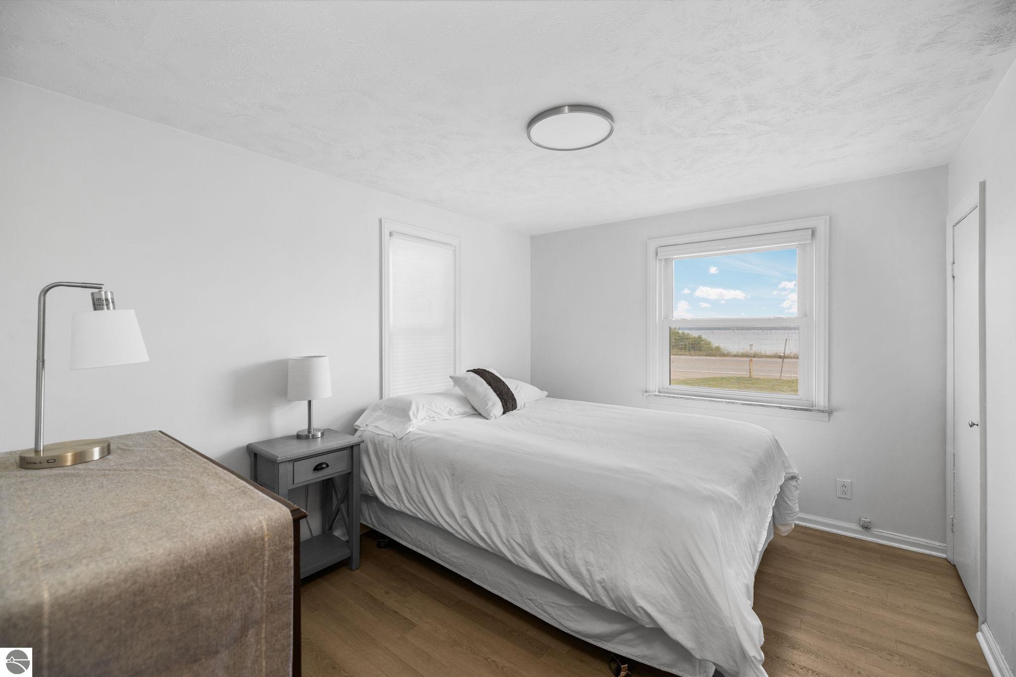 12086 S West Bay Shore Drive