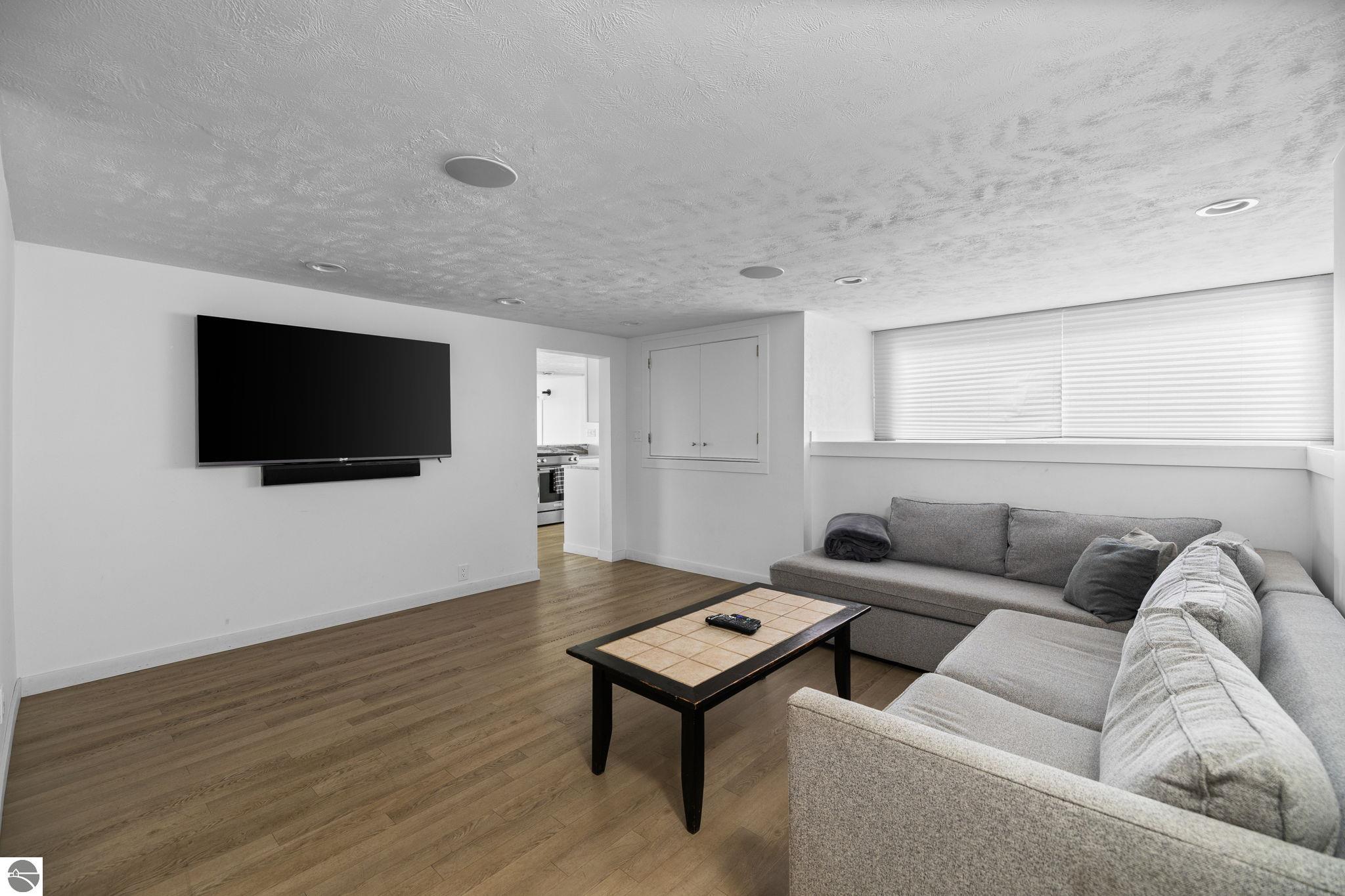 12086 S West Bay Shore Drive