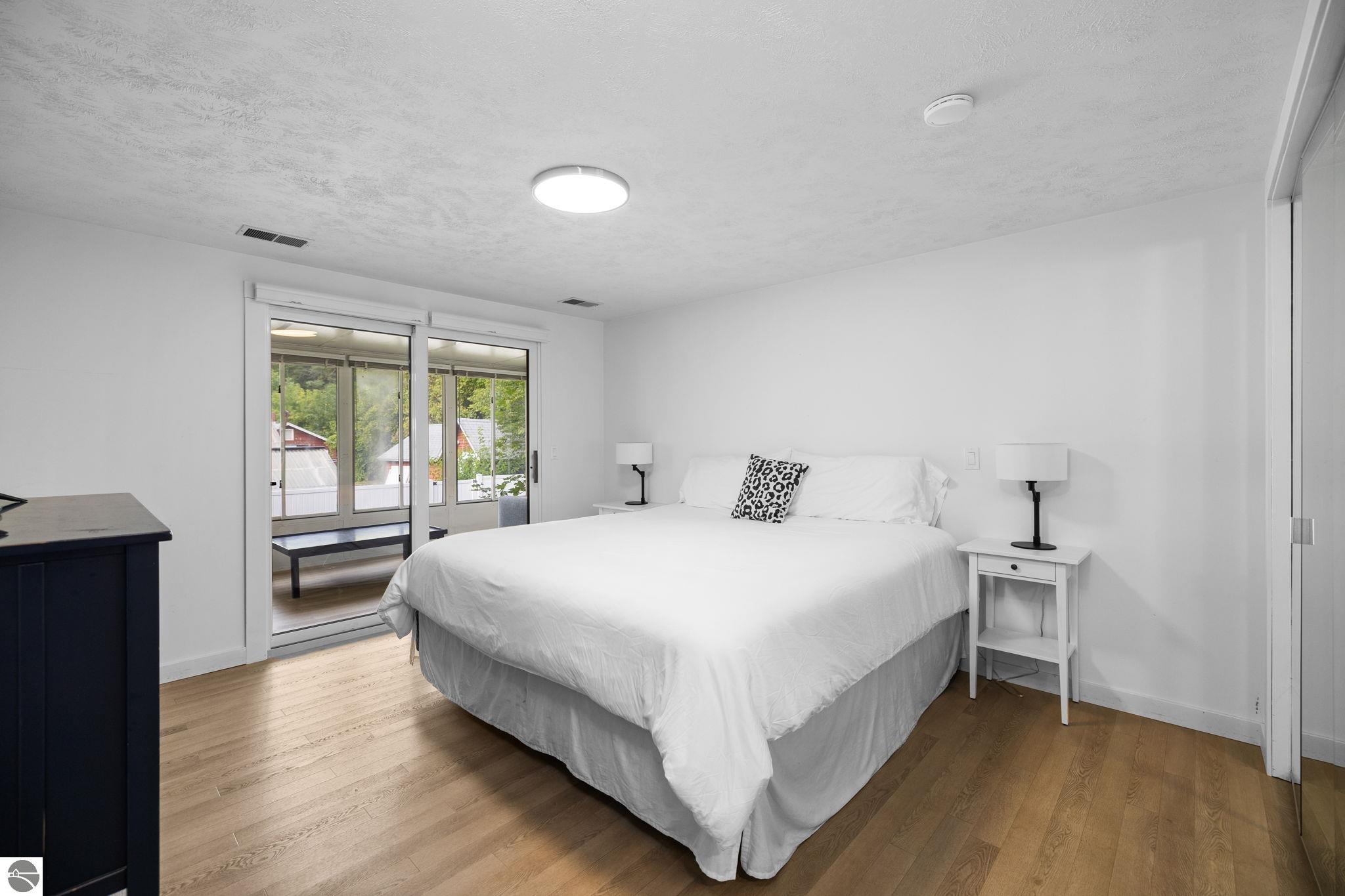 12086 S West Bay Shore Drive