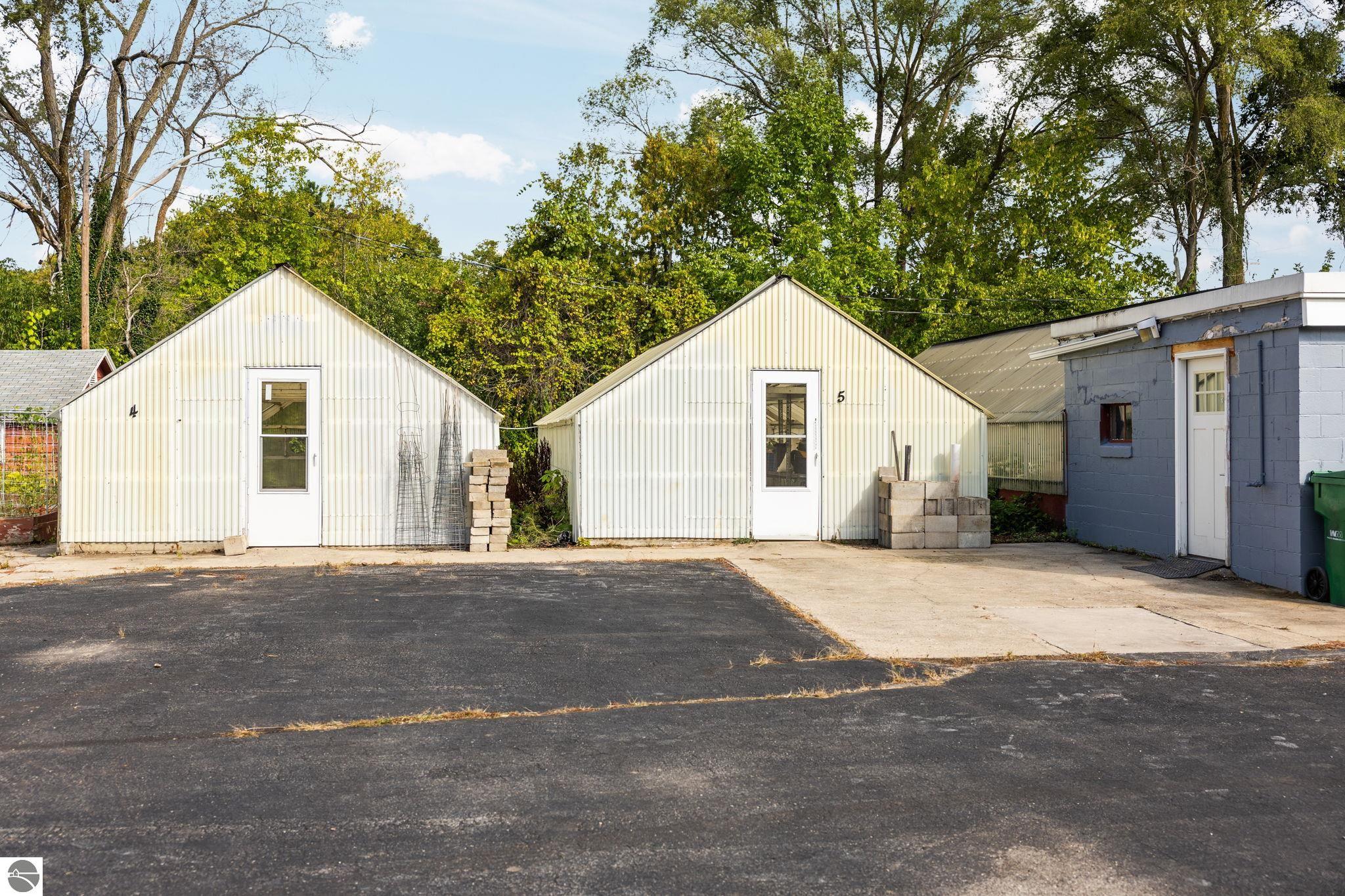 12086 S West Bay Shore Drive