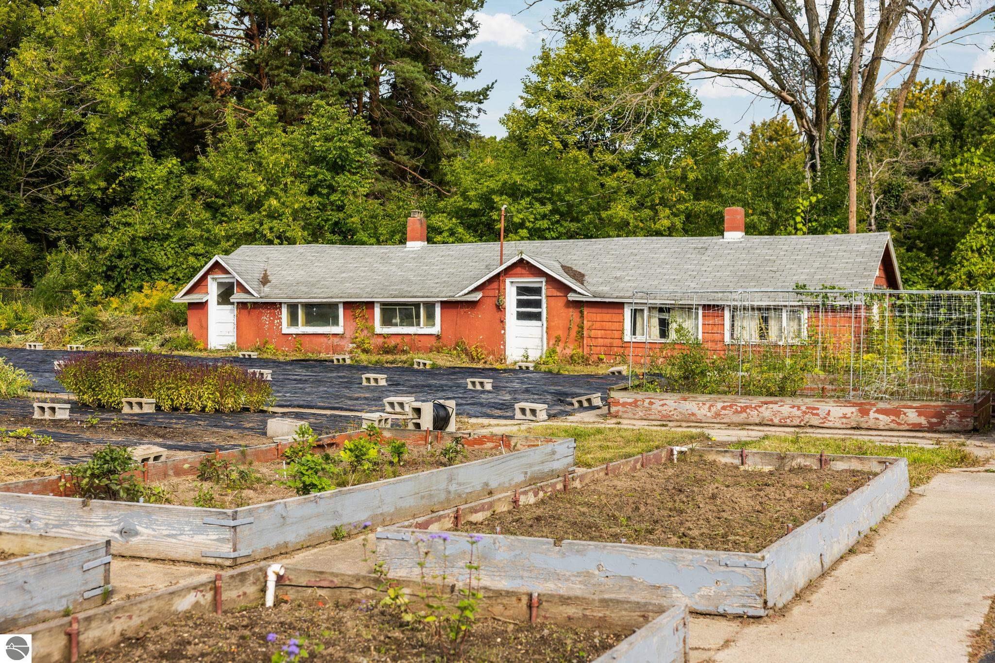 12086 S West Bay Shore Drive