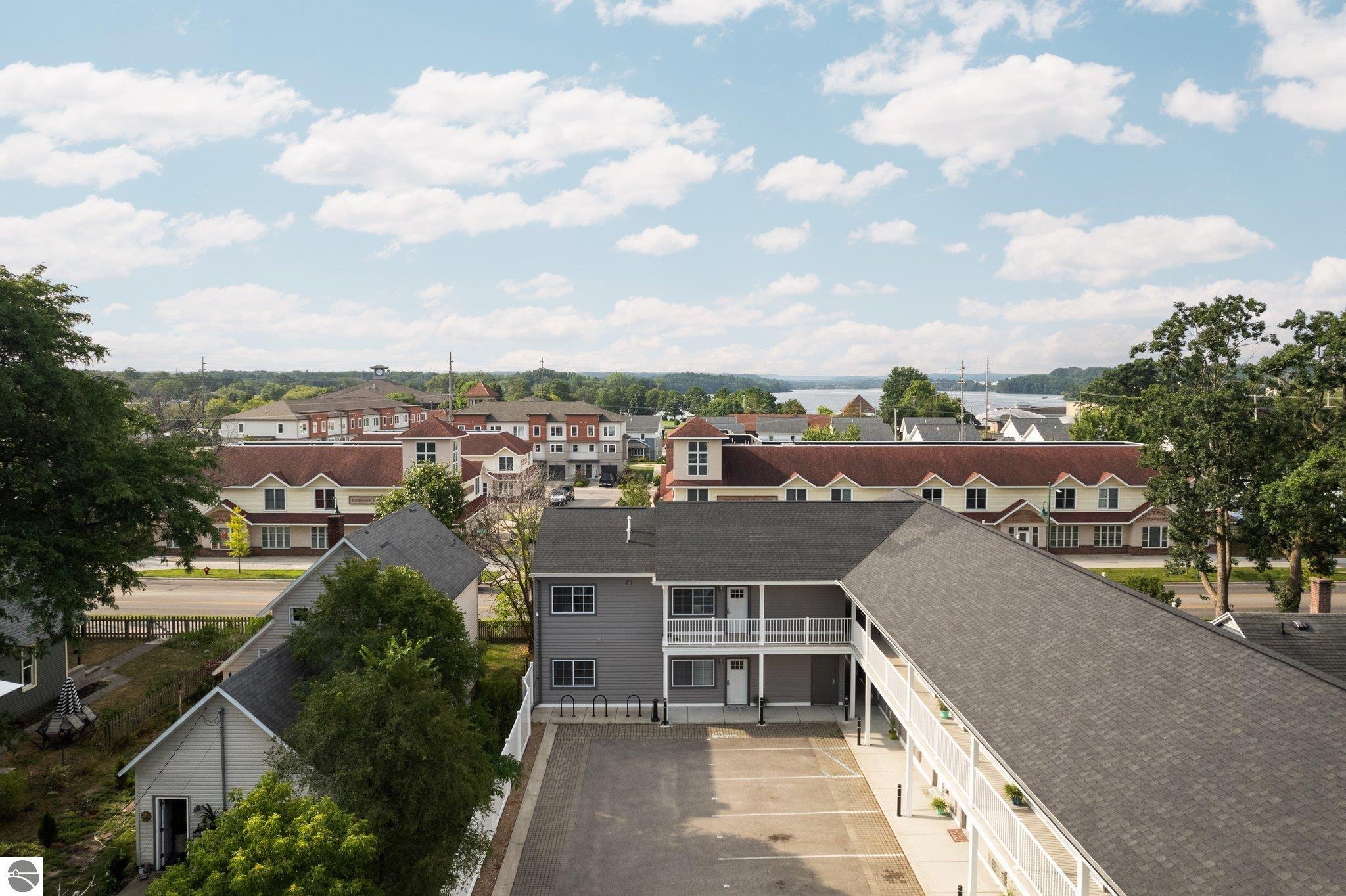 619 E Eighth Street # 4