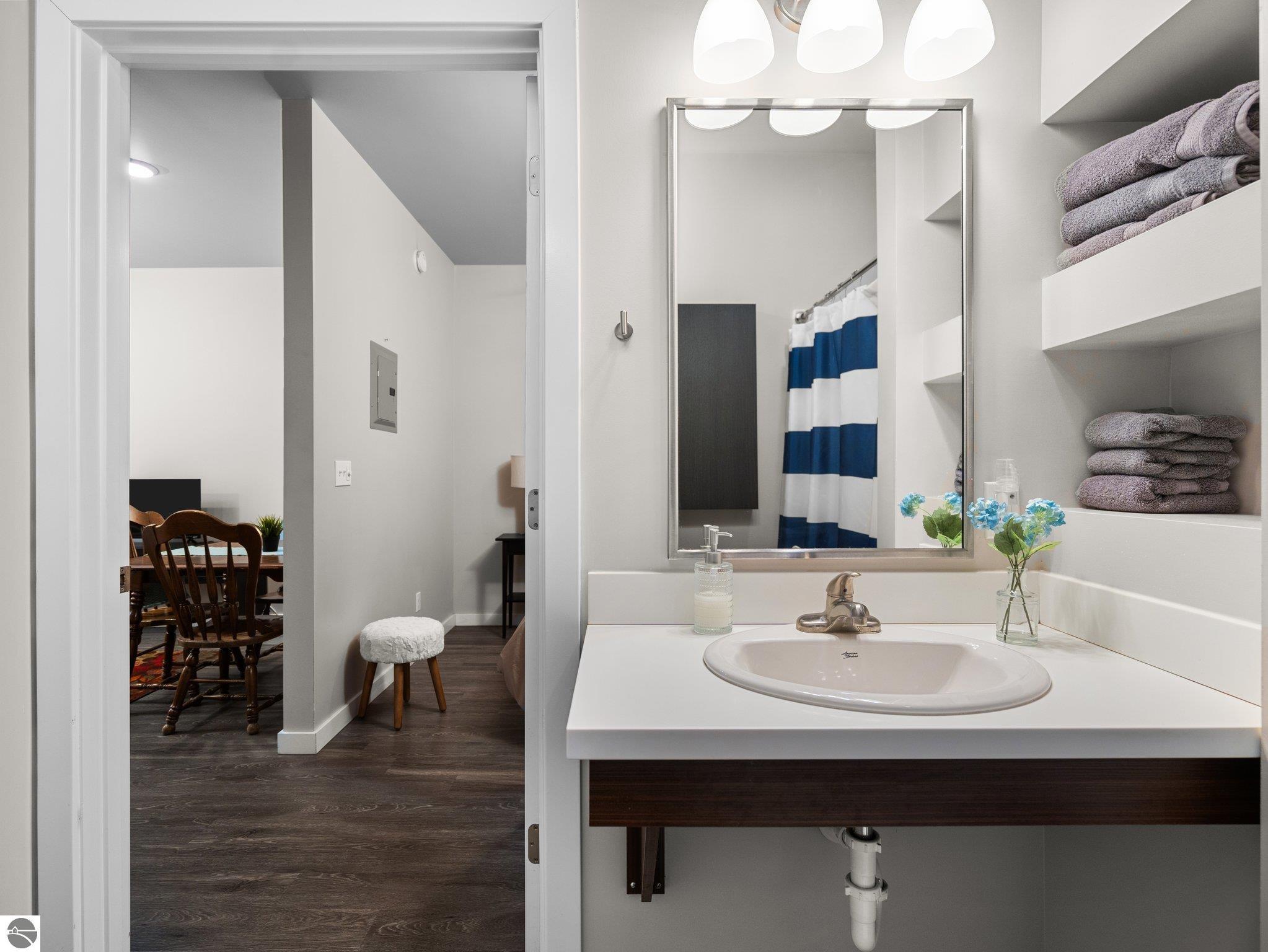 619 E Eighth Street # 4