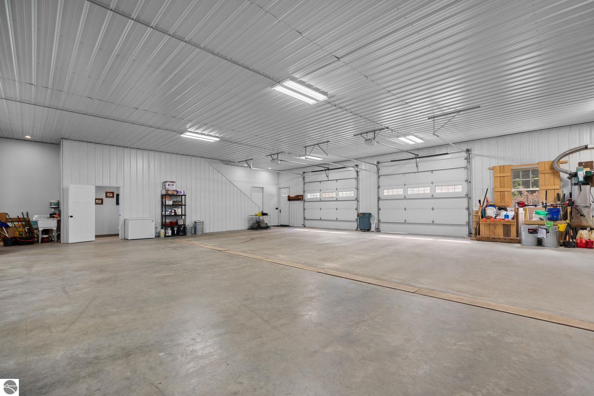 6948 SW Creighton Road
