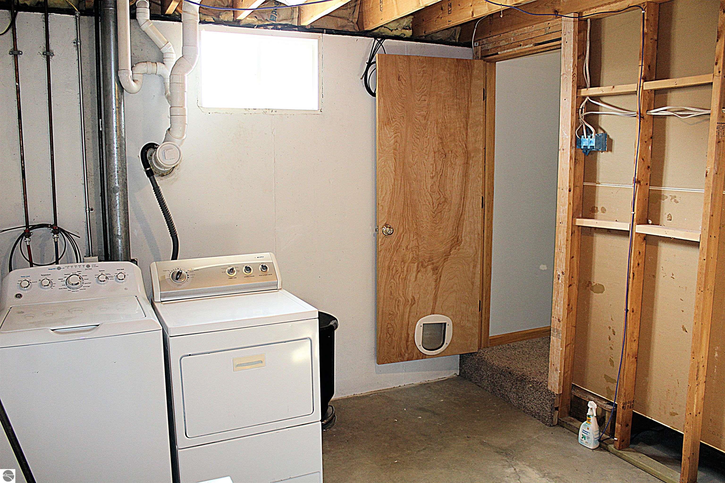 9297 Kingsfield Drive