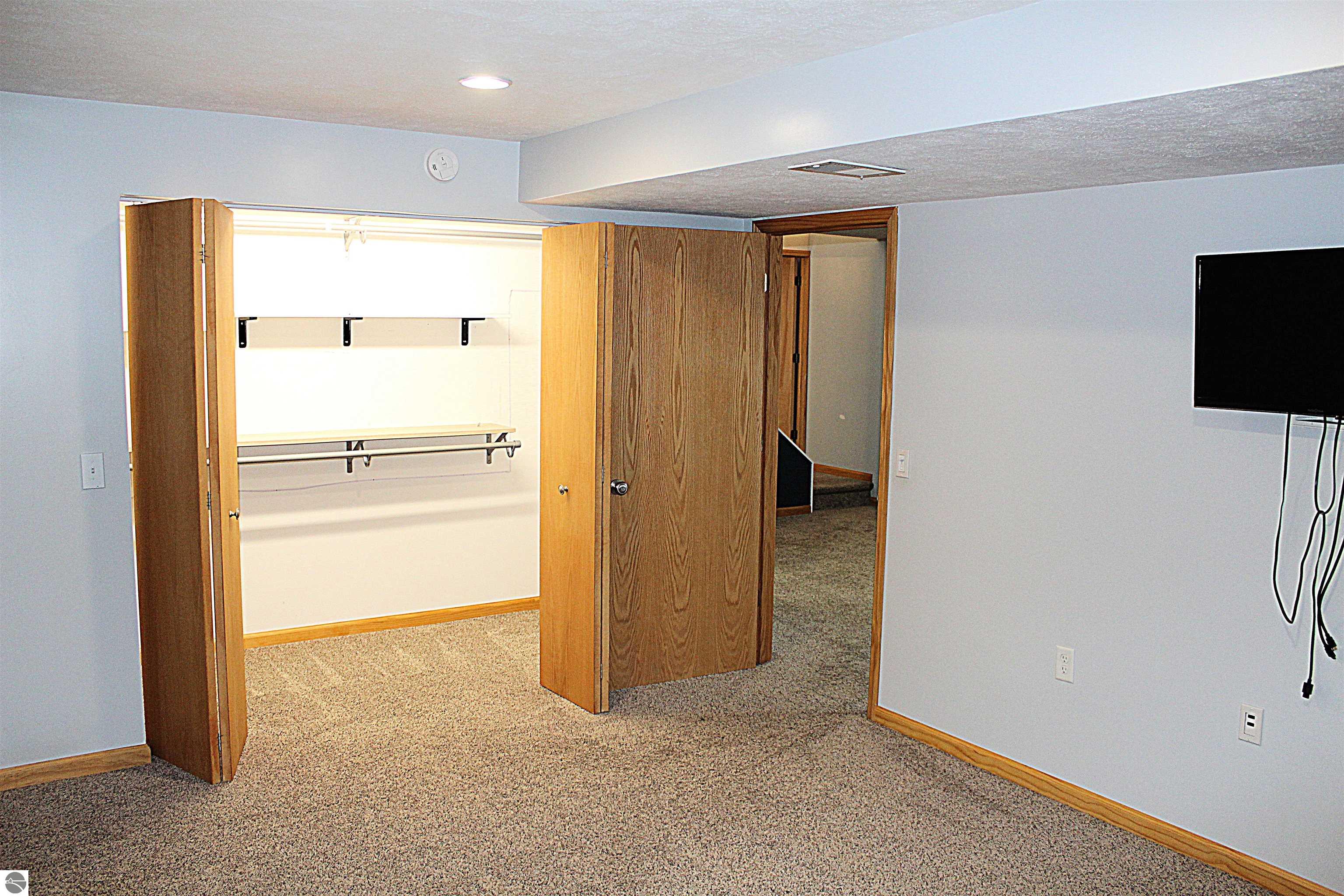 9297 Kingsfield Drive