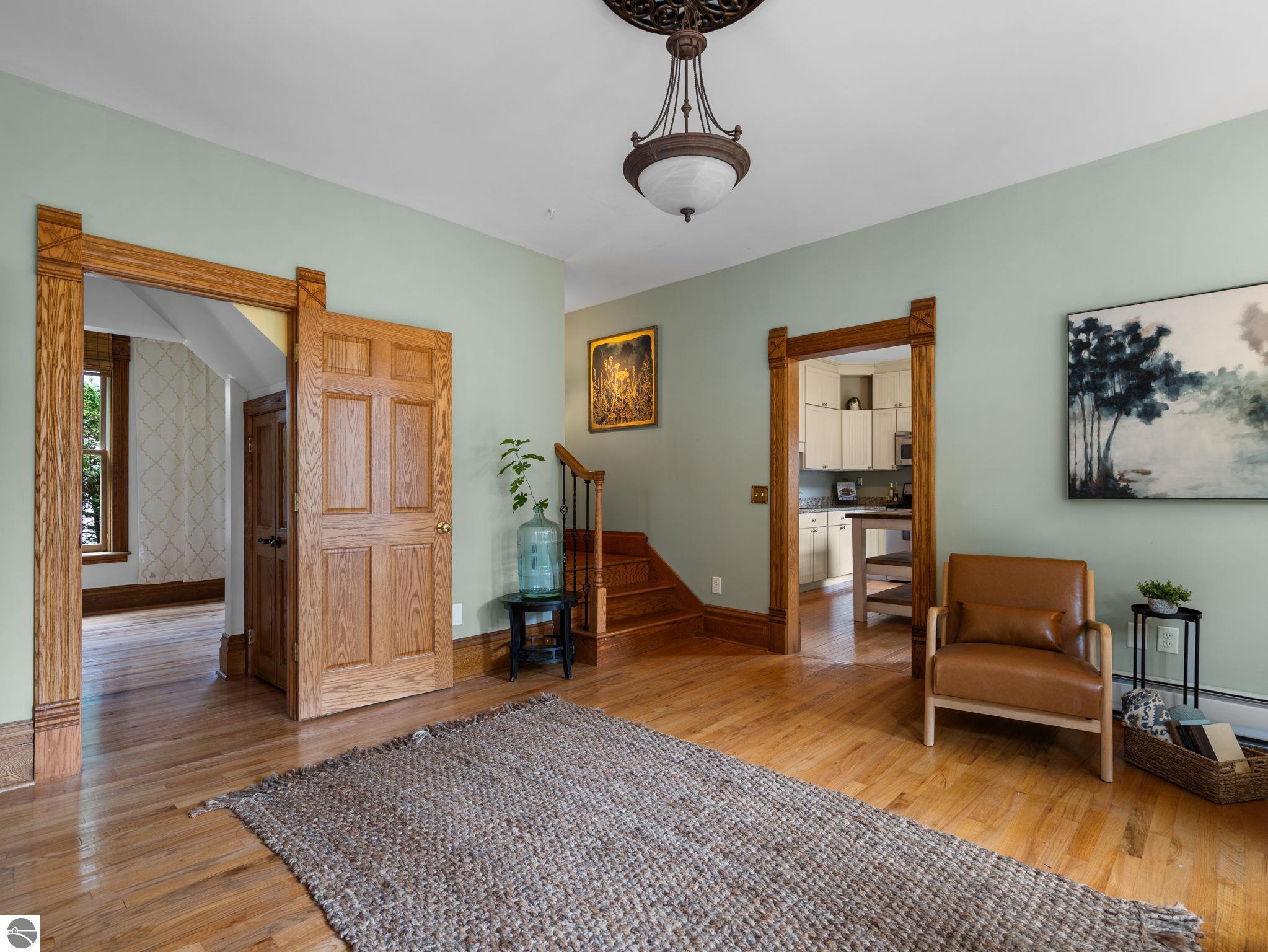 318 W Fifteenth Street