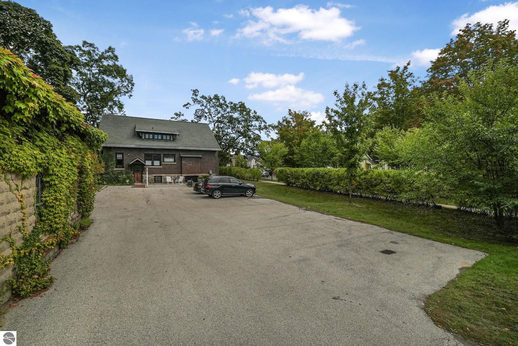 530 South Union Street