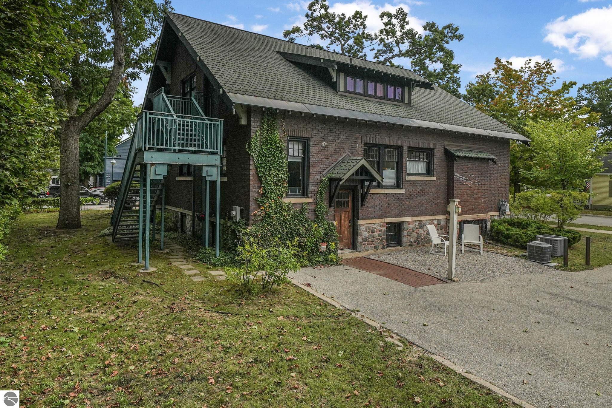 530 South Union Street